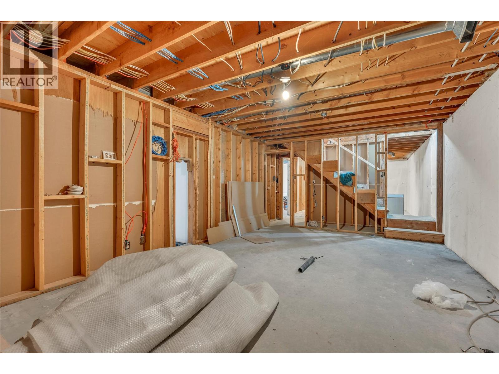 172 Maccleave Court, Penticton, British Columbia  V2A 3Y8 - Photo 45 - 10387131