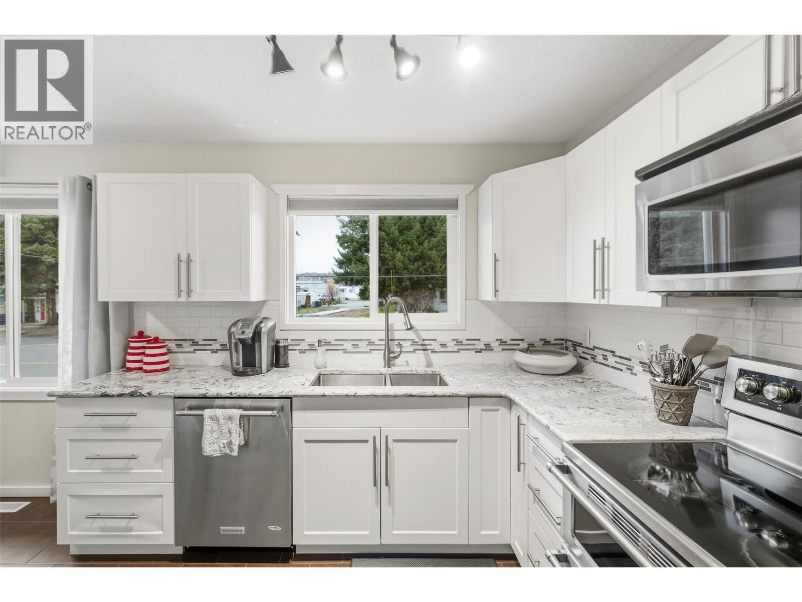 98 Dauphin Avenue, Penticton, British Columbia  V2A 6V8 - Photo 17 - 10387736