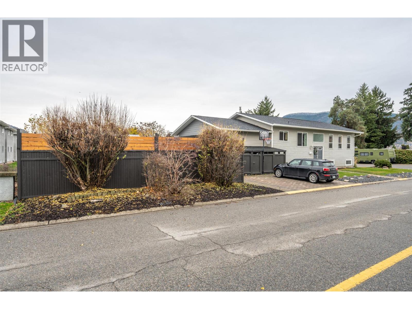 98 Dauphin Avenue, Penticton, British Columbia  V2A 6V8 - Photo 61 - 10387736