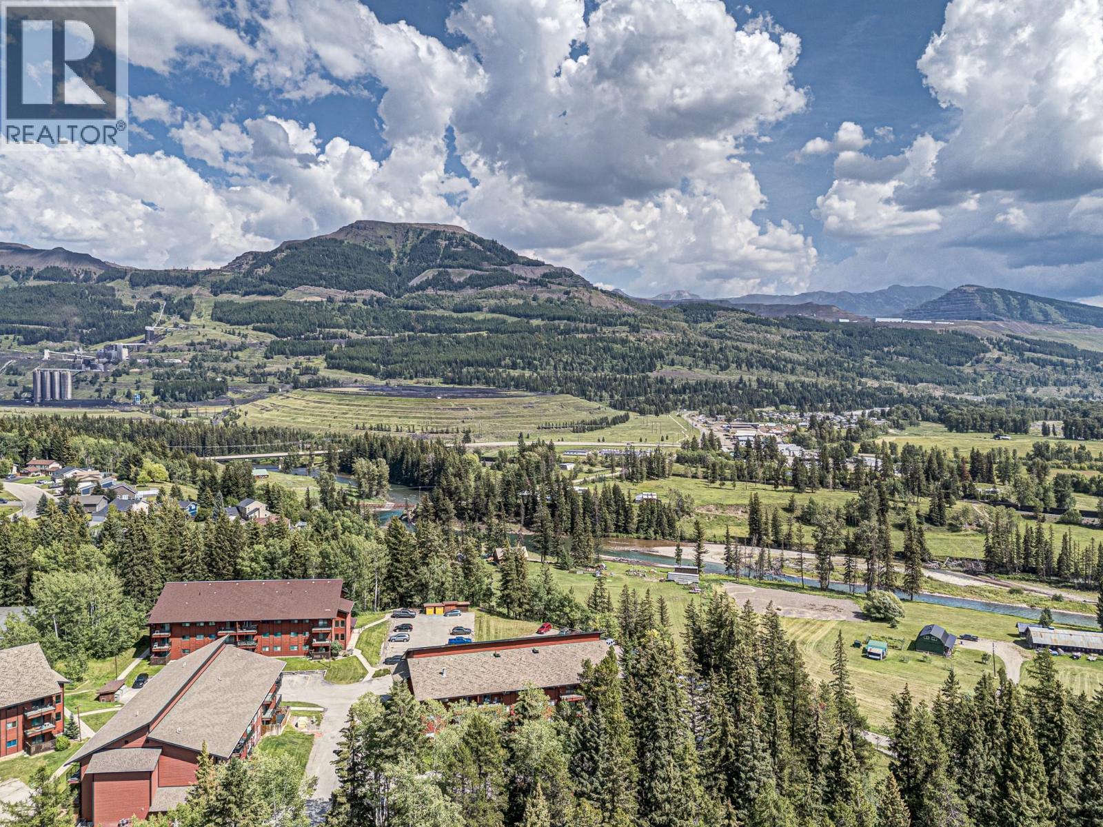 1286 Ponderosa Drive Unit# 403, Sparwood, British Columbia  V0B 2G2 - Photo 19 - 10387623