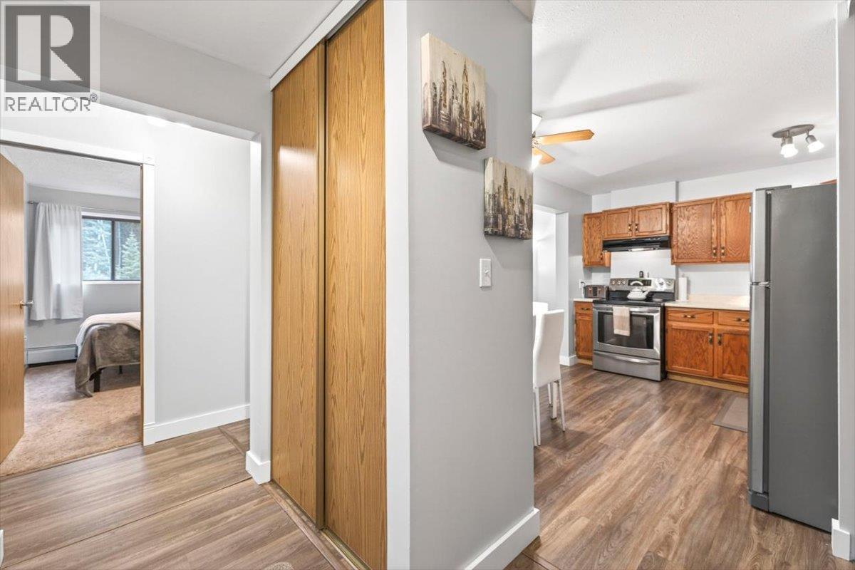 1286 Ponderosa Drive Unit# 403, Sparwood, British Columbia  V0B 2G2 - Photo 2 - 10387623
