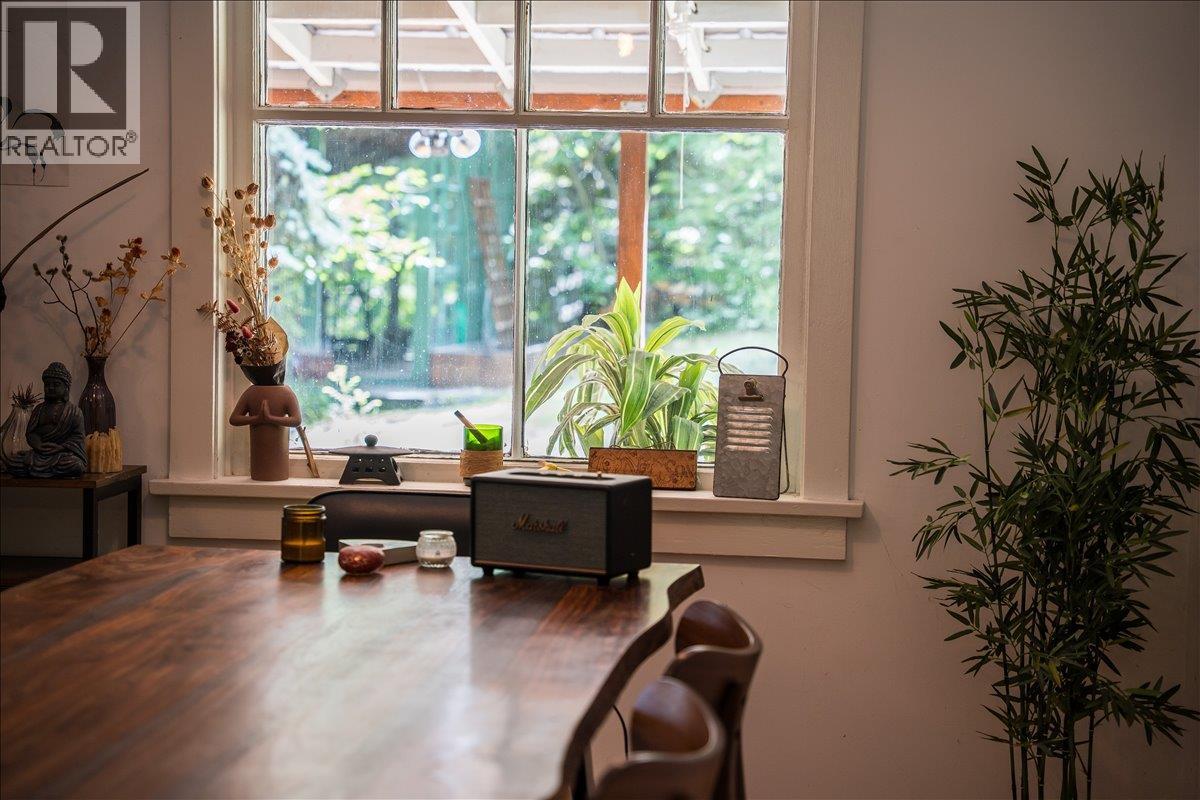 1835 Granite Road, Nelson, British Columbia  V1L 6T8 - Photo 12 - 10387292