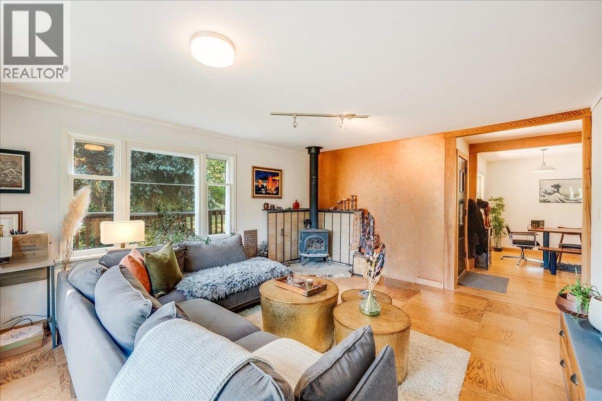 1835 Granite Road, Nelson, British Columbia  V1L 6T8 - Photo 3 - 10387292
