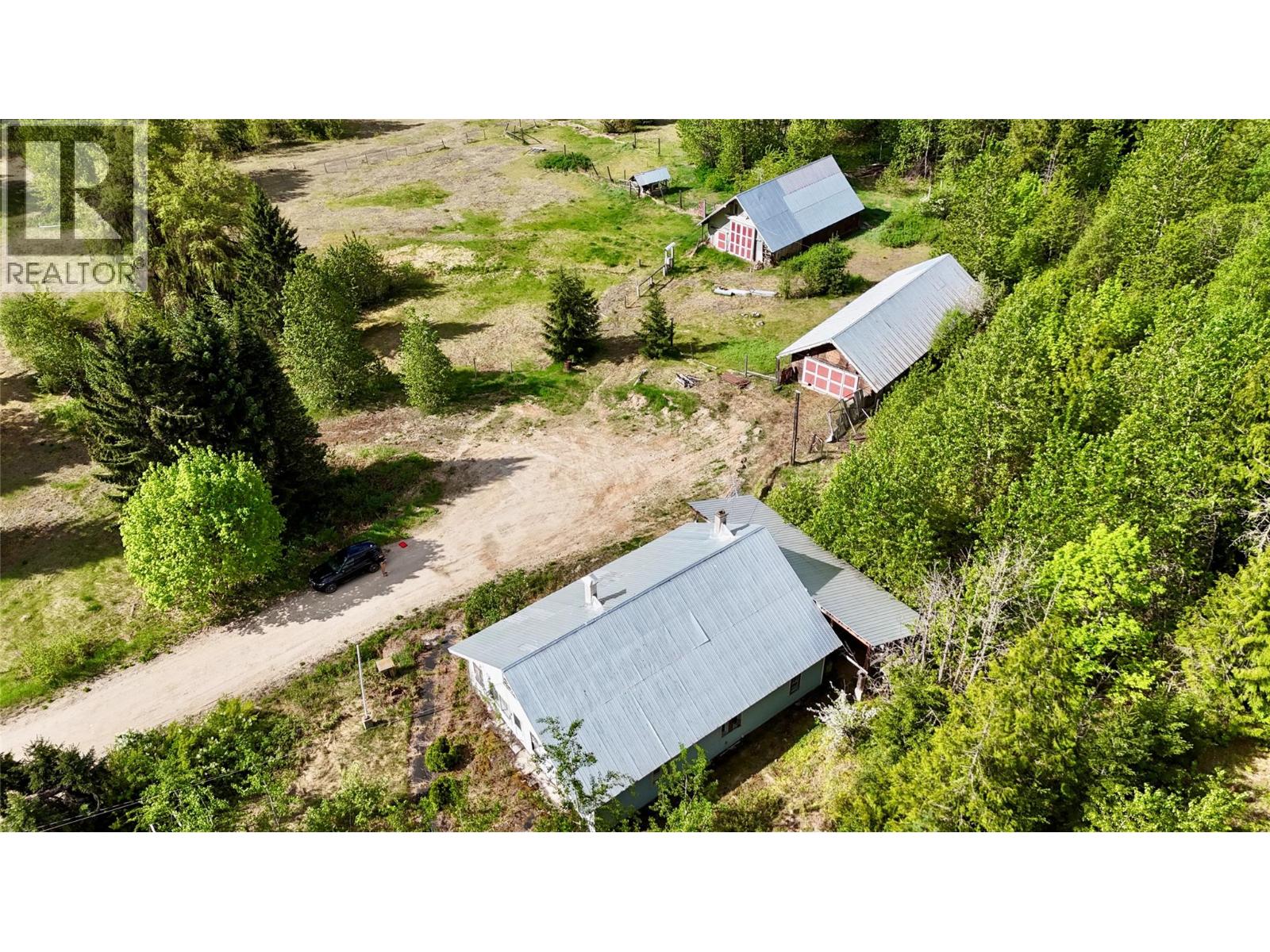 4751 Lybarger Road, Craigellachie, British Columbia  V0E 2J0 - Photo 4 - 10387247