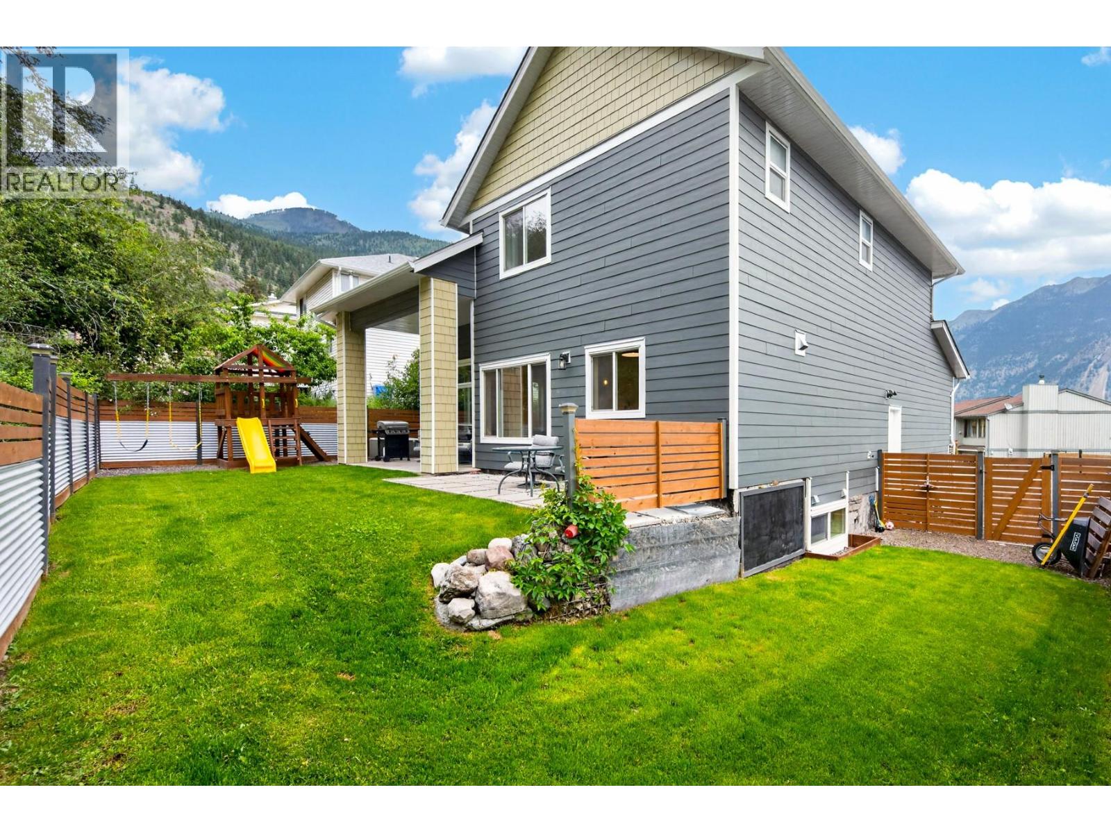 882 Eagleson Crescent, Lillooet, British Columbia  V0K 1V0 - Photo 37 - 10387711