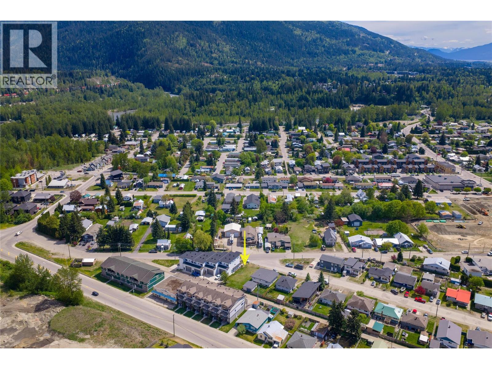 309 Taylor Street, Revelstoke, British Columbia  V0E 2S0 - Photo 11 - 10387525
