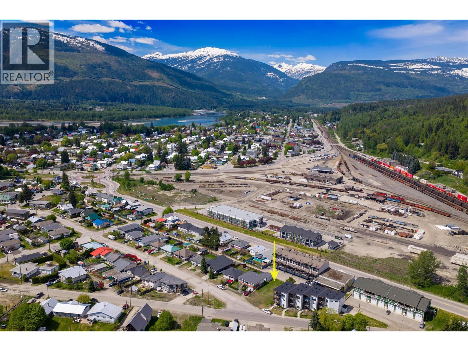 309 Taylor Street, Revelstoke, British Columbia  V0E 2S0 - Photo 12 - 10387525