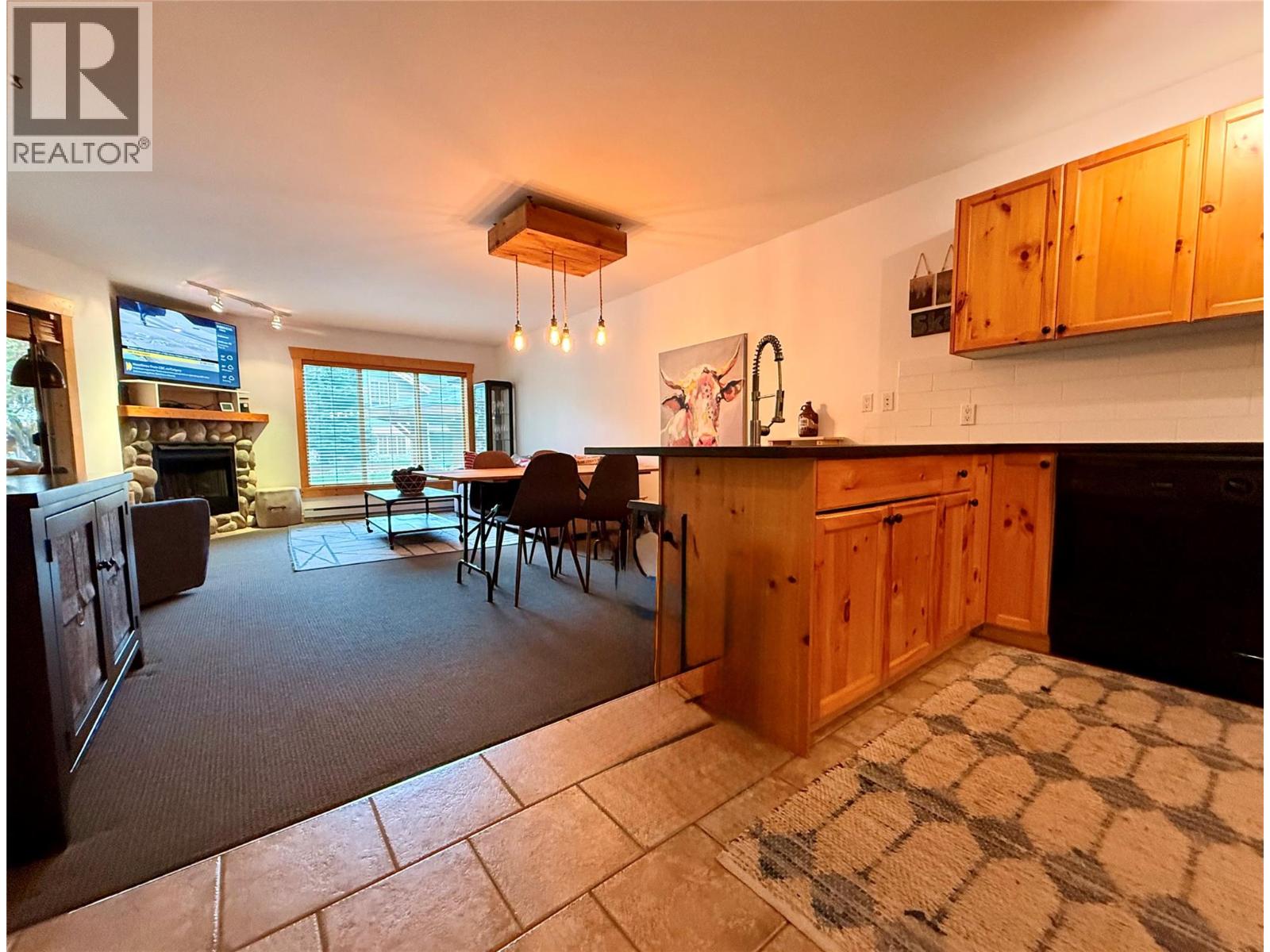 34 Rivermount Place Unit# 103, Fernie, British Columbia  V0B 1M7 - Photo 4 - 10386873