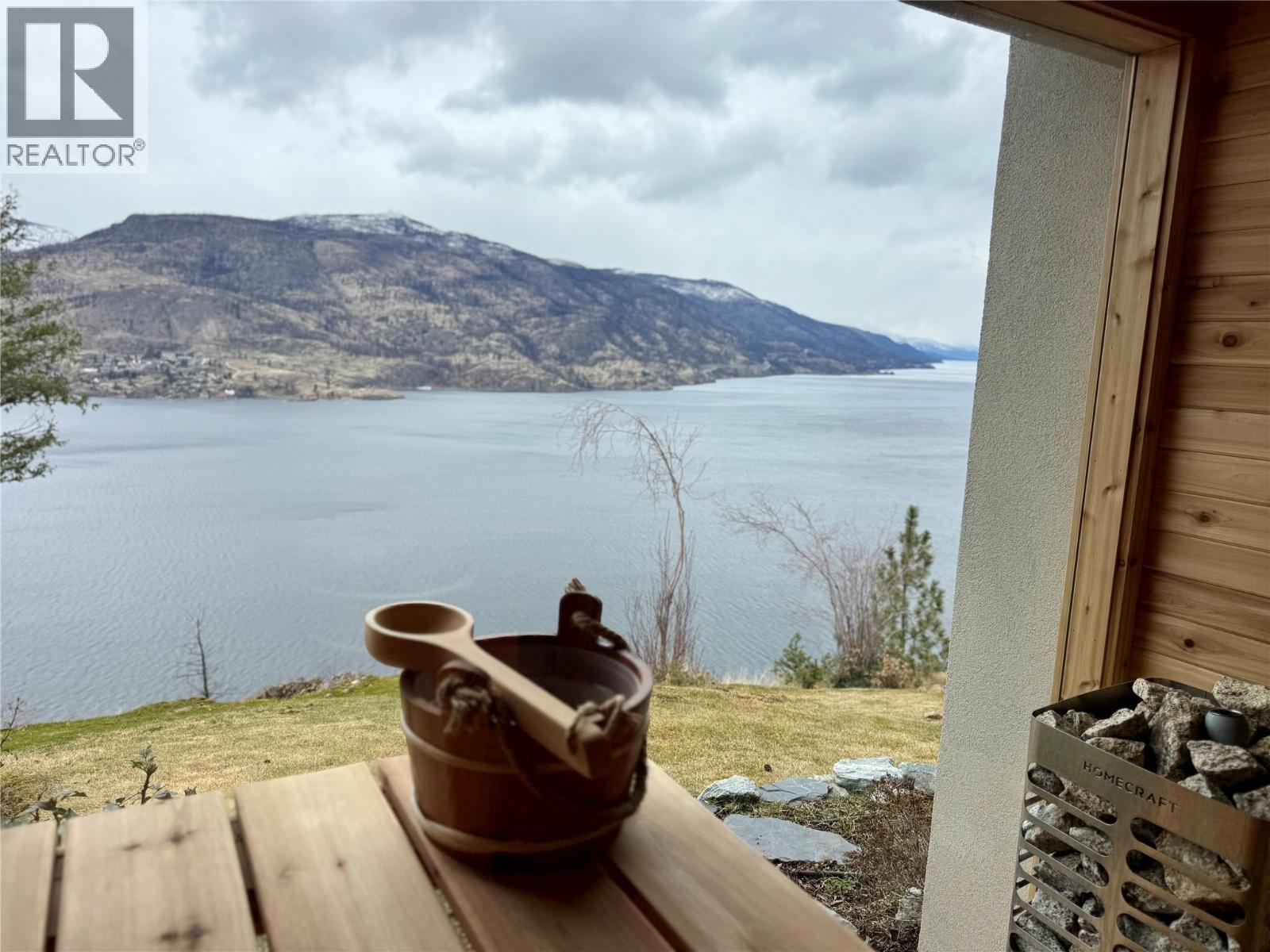 228 Caliburn Court, Kelowna, British Columbia  V1V 1N2 - Photo 15 - 10387694