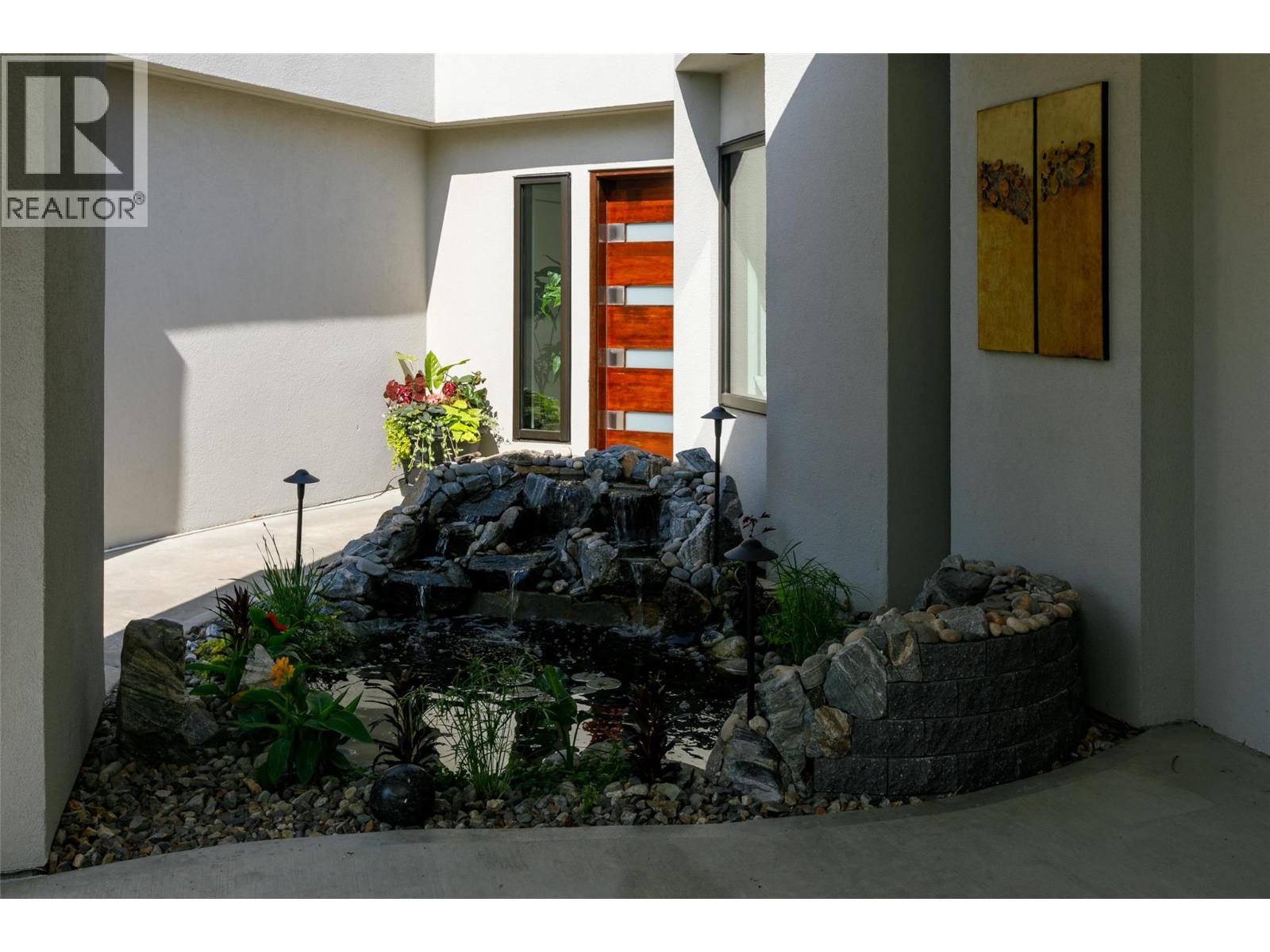 228 Caliburn Court, Kelowna, British Columbia  V1V 1N2 - Photo 17 - 10387694