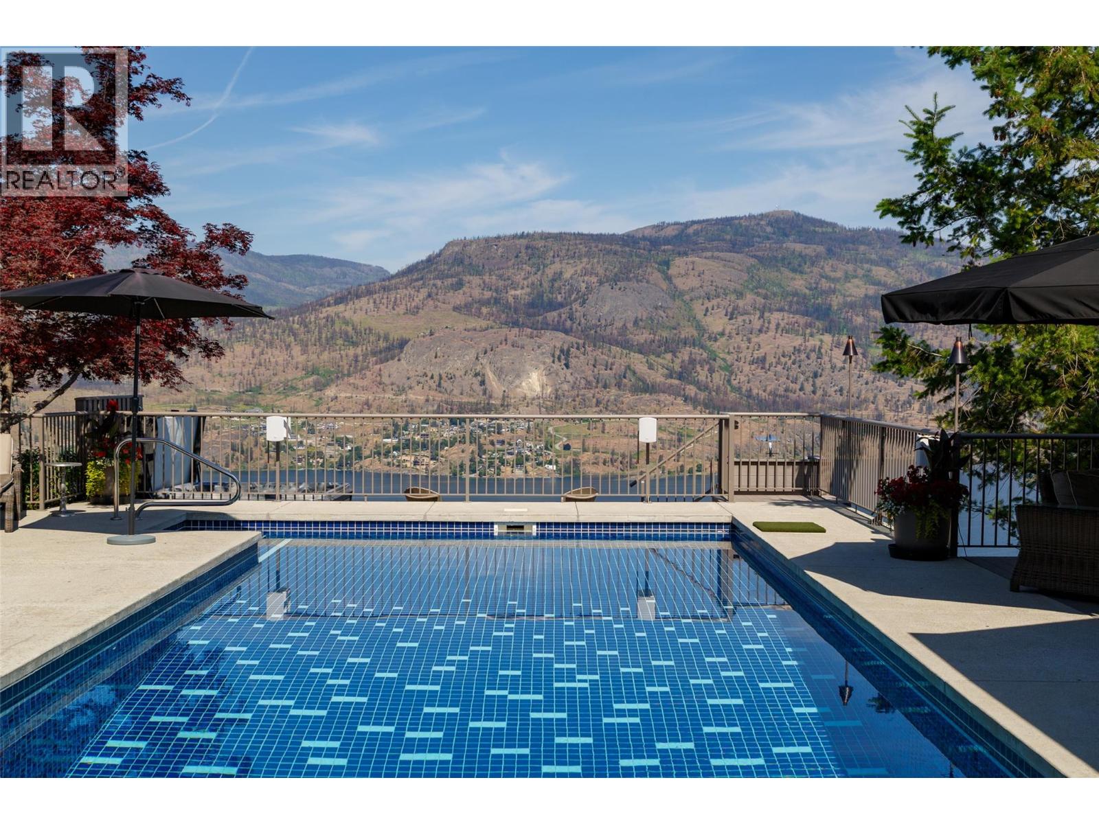 228 Caliburn Court, Kelowna, British Columbia  V1V 1N2 - Photo 4 - 10387694