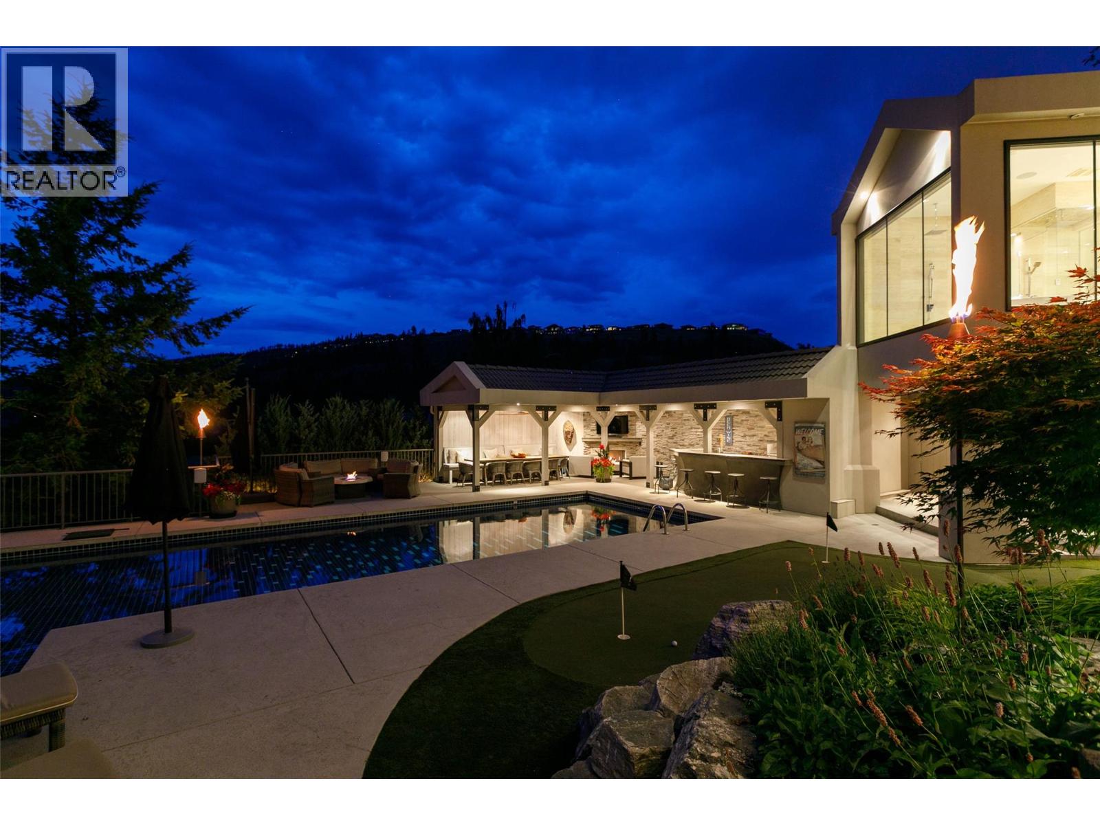 228 Caliburn Court, Kelowna, British Columbia  V1V 1N2 - Photo 60 - 10387694