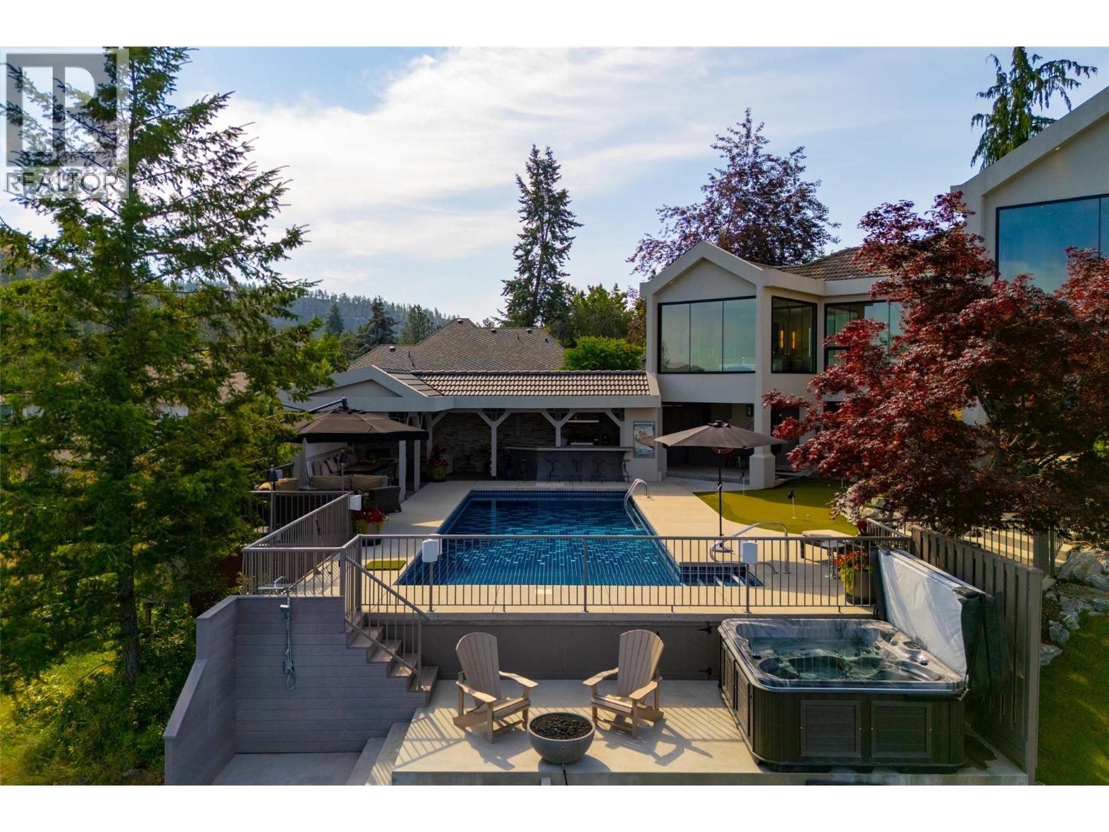228 Caliburn Court, Kelowna, British Columbia  V1V 1N2 - Photo 9 - 10387694