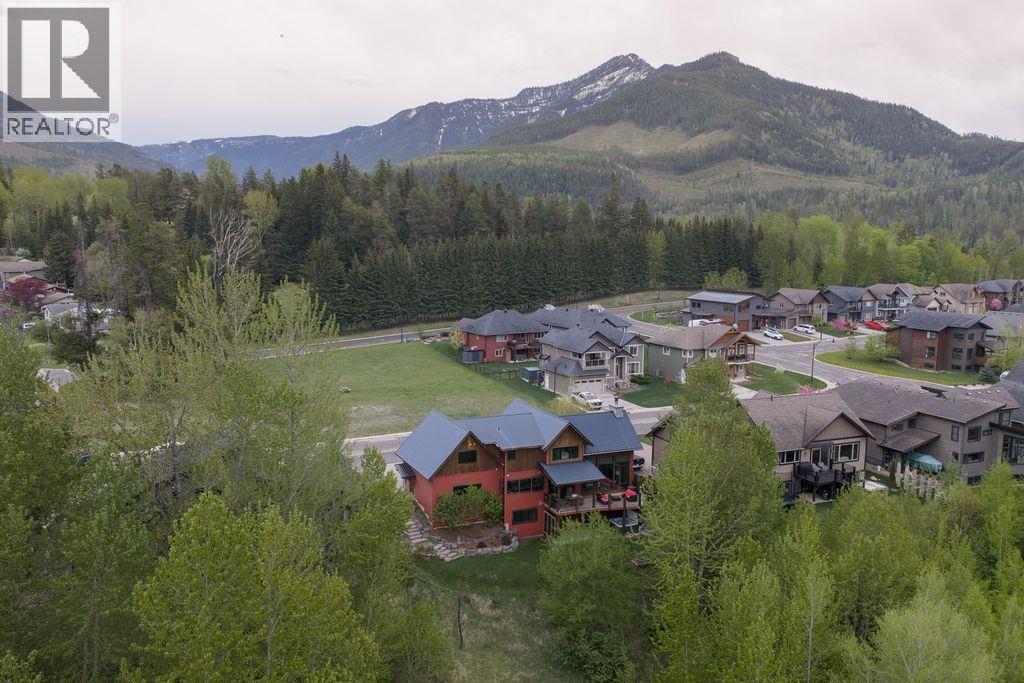 30 Silver Ridge Drive, Fernie, British Columbia  V0B 1M2 - Photo 4 - 10387566