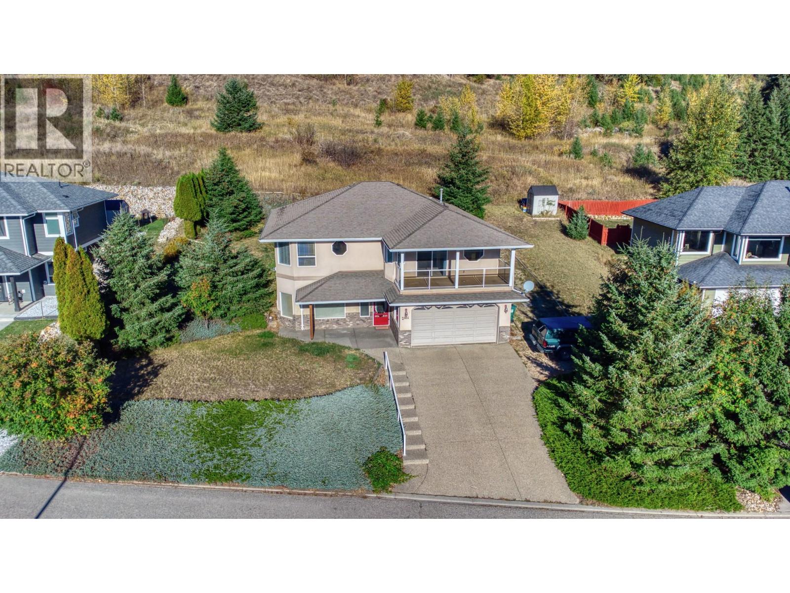 2024 Mountain View Avenue, Lumby, British Columbia  V0E 2G0 - Photo 12 - 10387556