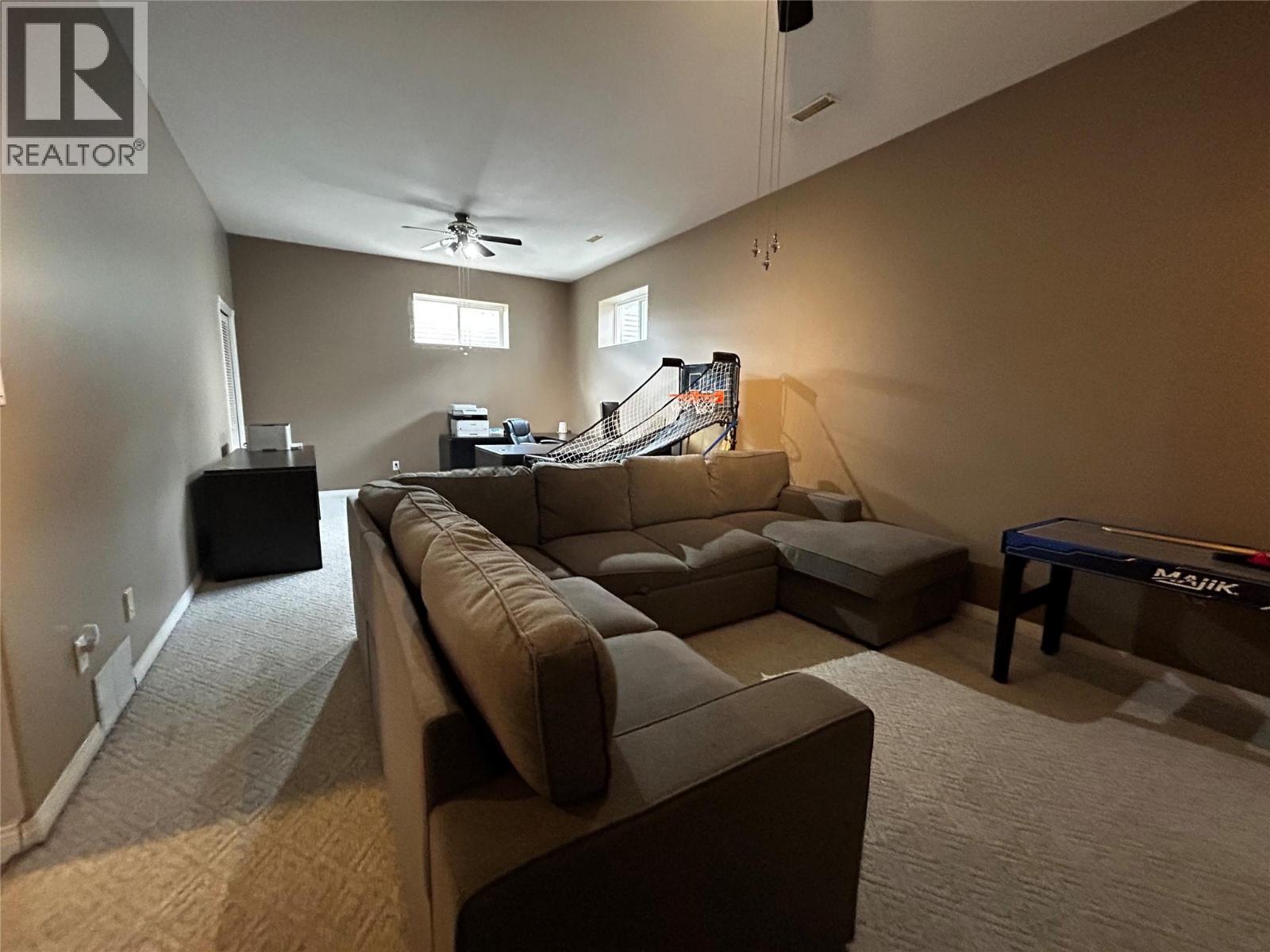 2024 Mountain View Avenue, Lumby, British Columbia  V0E 2G0 - Photo 31 - 10387556