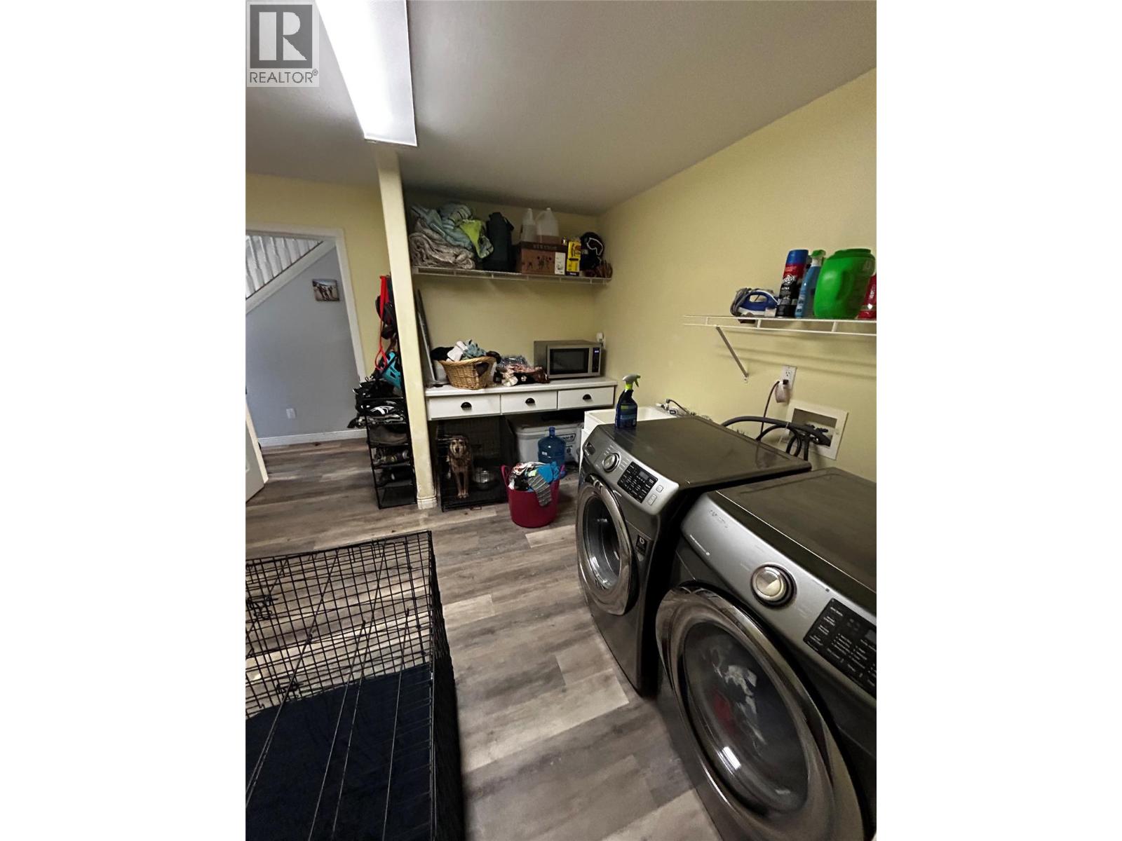 2024 Mountain View Avenue, Lumby, British Columbia  V0E 2G0 - Photo 38 - 10387556