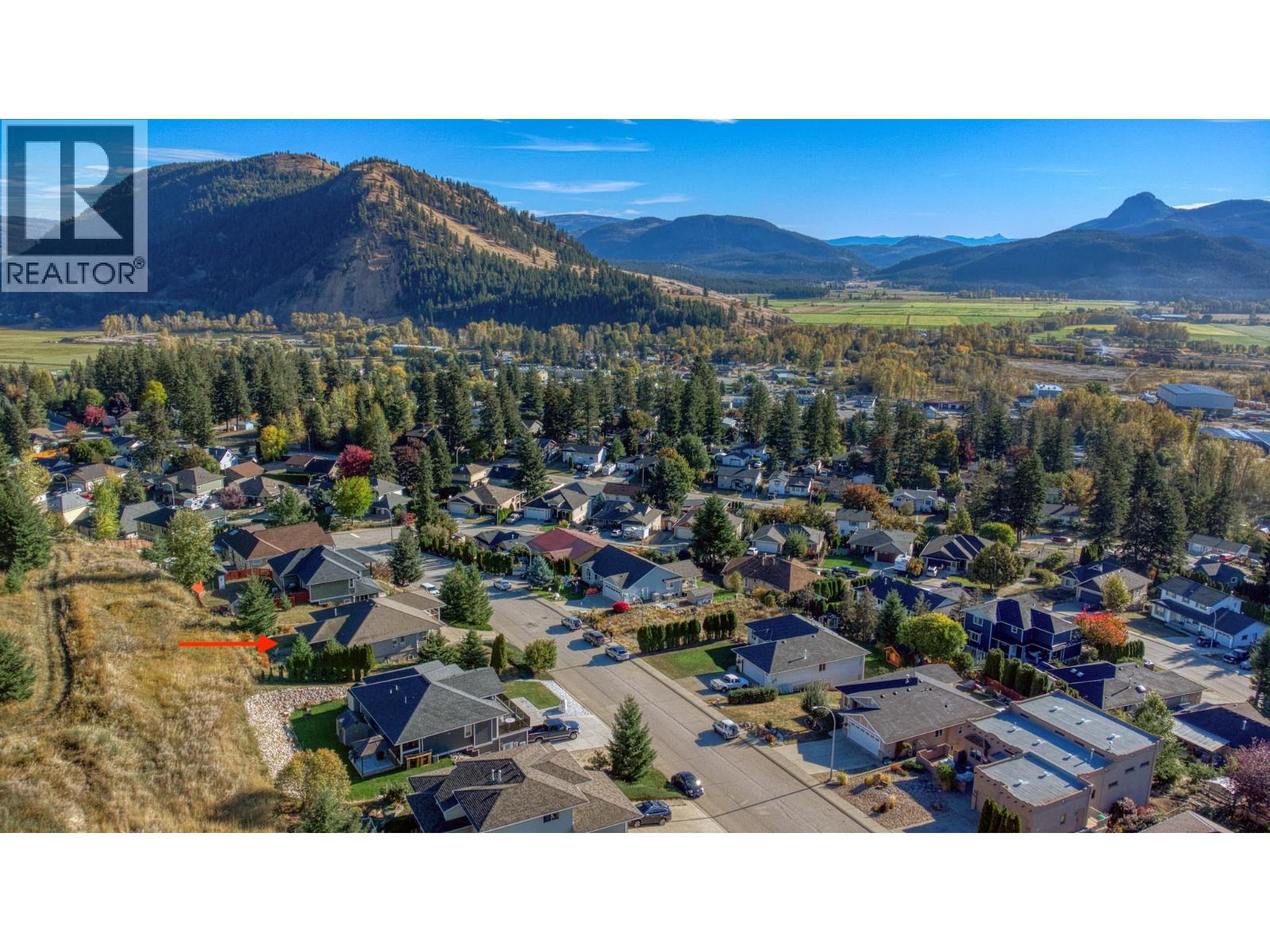 2024 Mountain View Avenue, Lumby, British Columbia  V0E 2G0 - Photo 48 - 10387556
