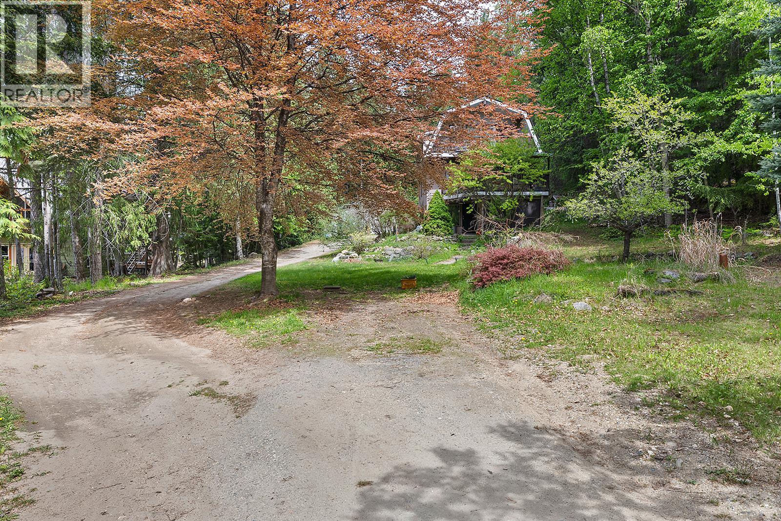 426 Aspen Road, Riondel, British Columbia  V0B 2B0 - Photo 37 - 10387552