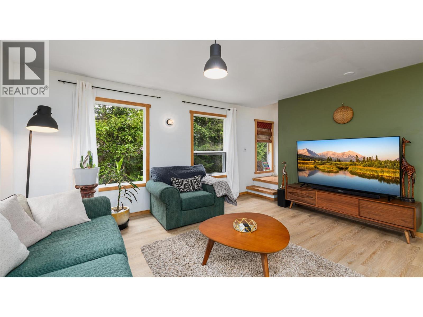 426 Aspen Road, Riondel, British Columbia  V0B 2B0 - Photo 9 - 10387552