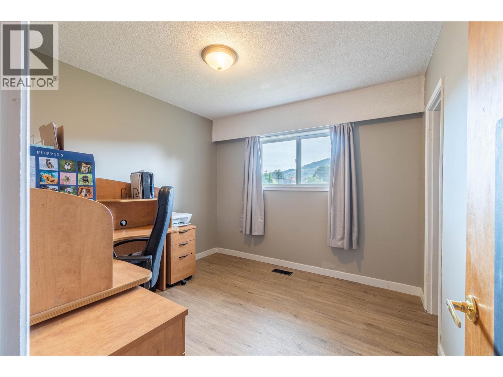 2255 Fleetwood Avenue, Kamloops, British Columbia  V2B 4S6 - Photo 10 - 10387641