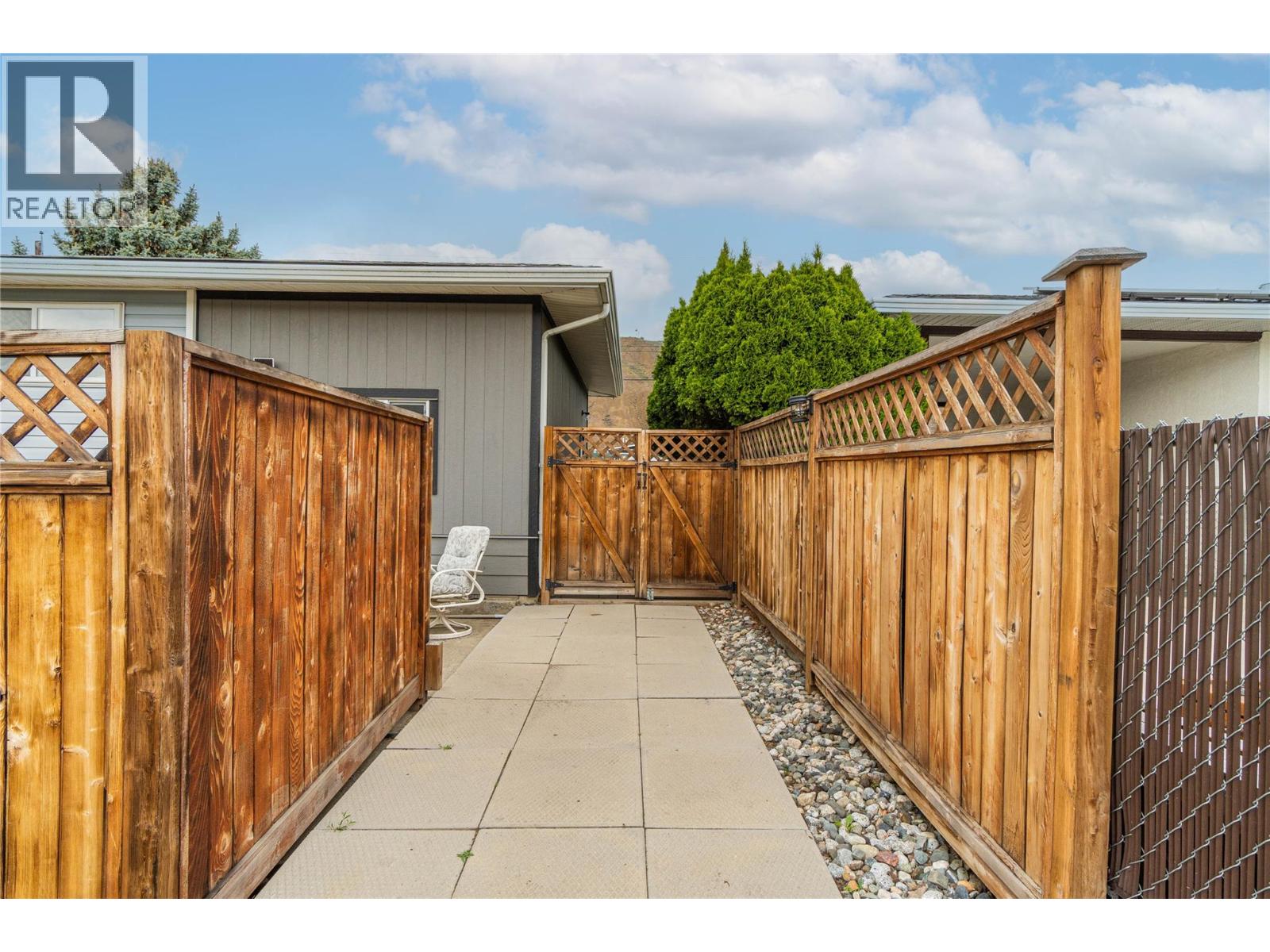 2255 Fleetwood Avenue, Kamloops, British Columbia  V2B 4S6 - Photo 23 - 10387641