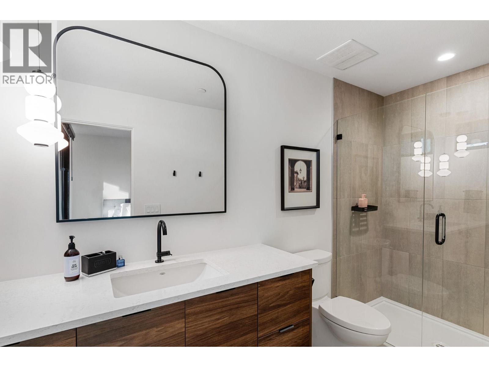10258 Beacon Hill Drive, Lake Country, British Columbia  V4V 0A9 - Photo 37 - 10385094