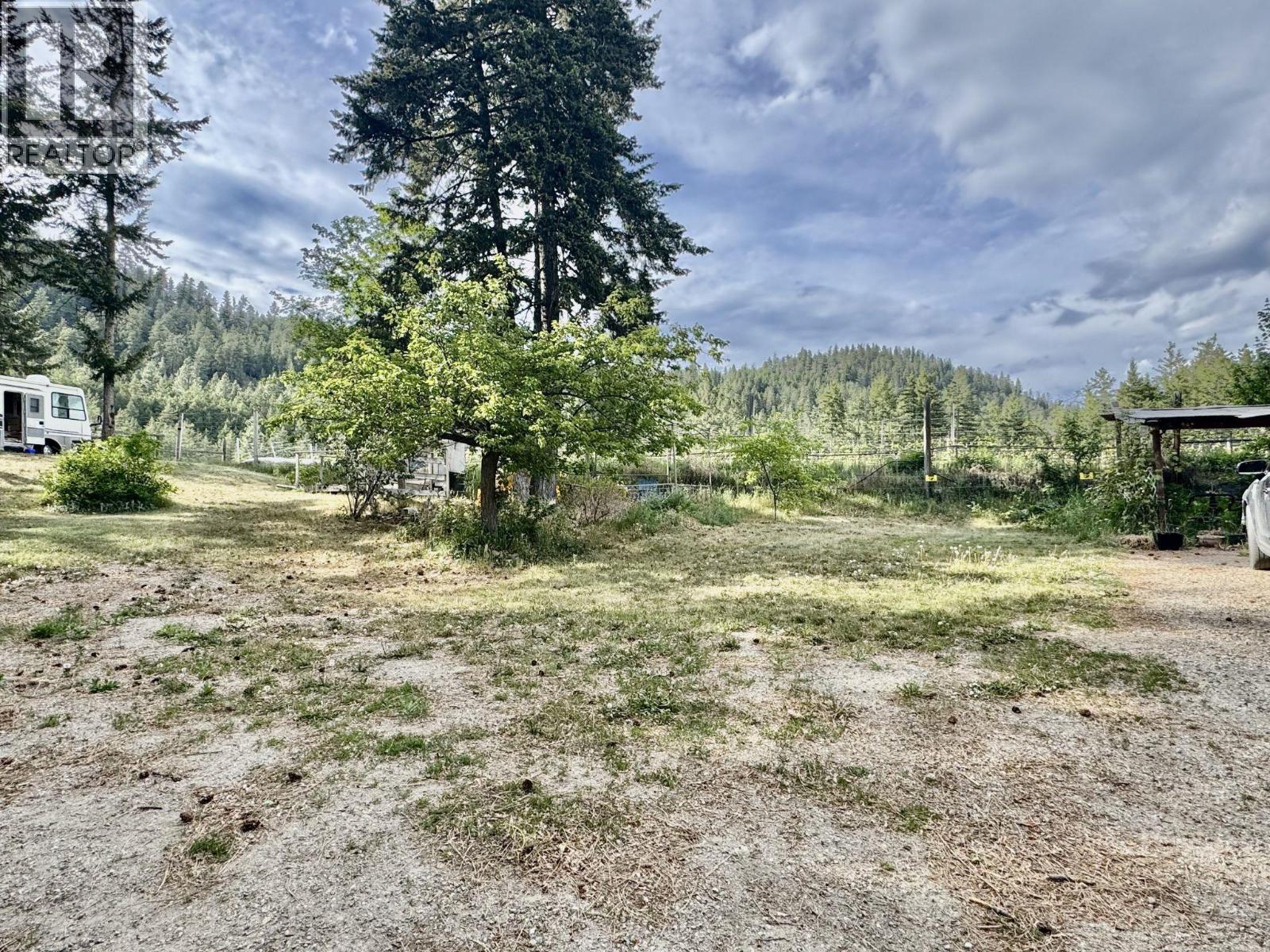 4976 Nash Street, Peachland, British Columbia  V0H 1X8 - Photo 4 - 10387669