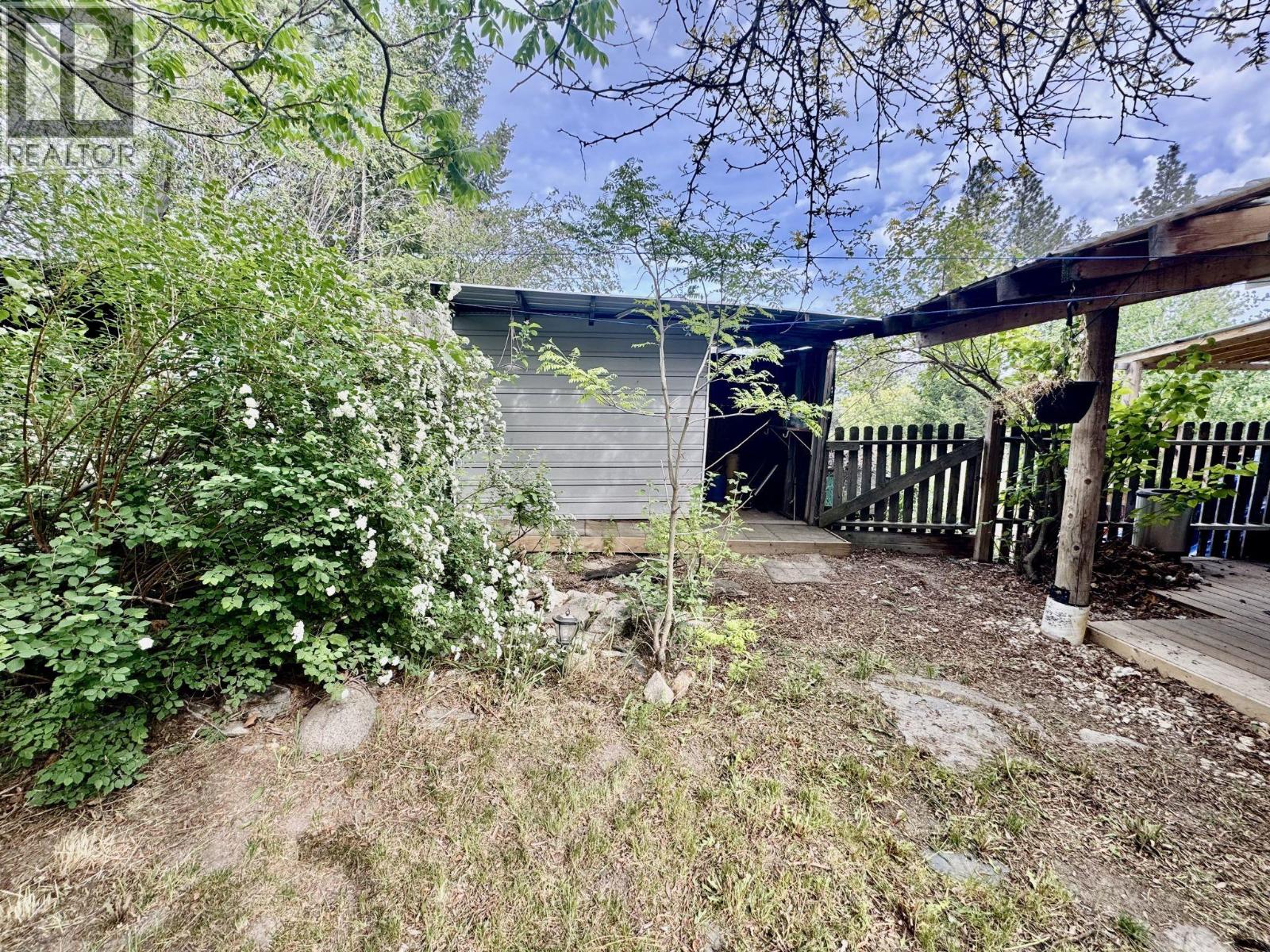 4976 Nash Street, Peachland, British Columbia  V0H 1X8 - Photo 9 - 10387669