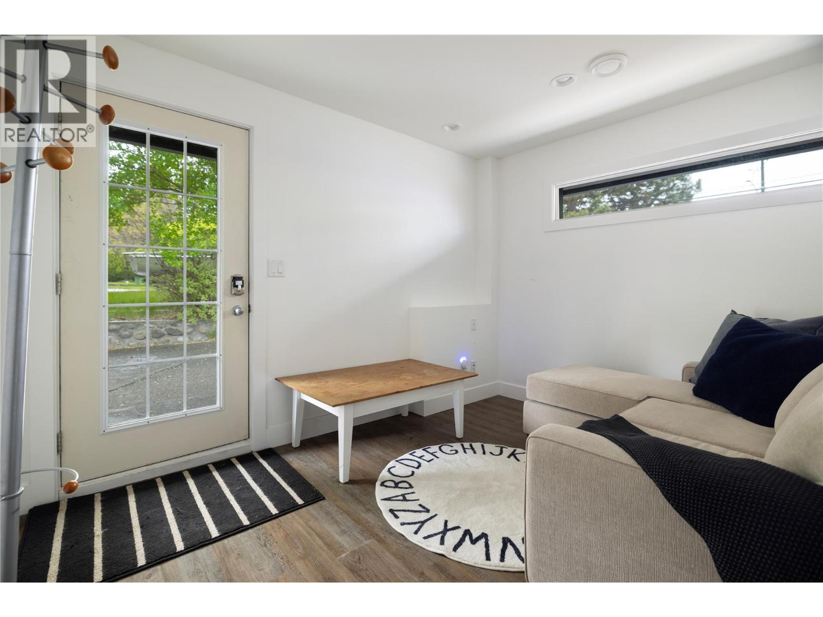 4265 Lakeshore Road, Kelowna, British Columbia  V1W 1W2 - Photo 41 - 10387687