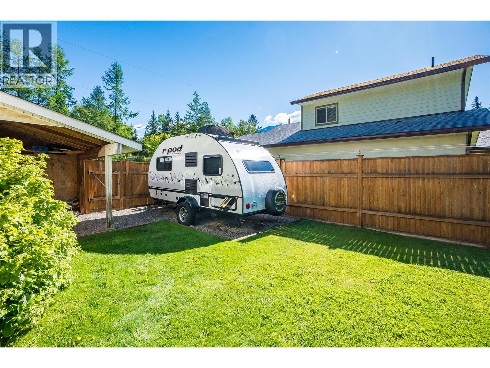 661 C Avenue, Kaslo, British Columbia  V0G 1M0 - Photo 60 - 10387258