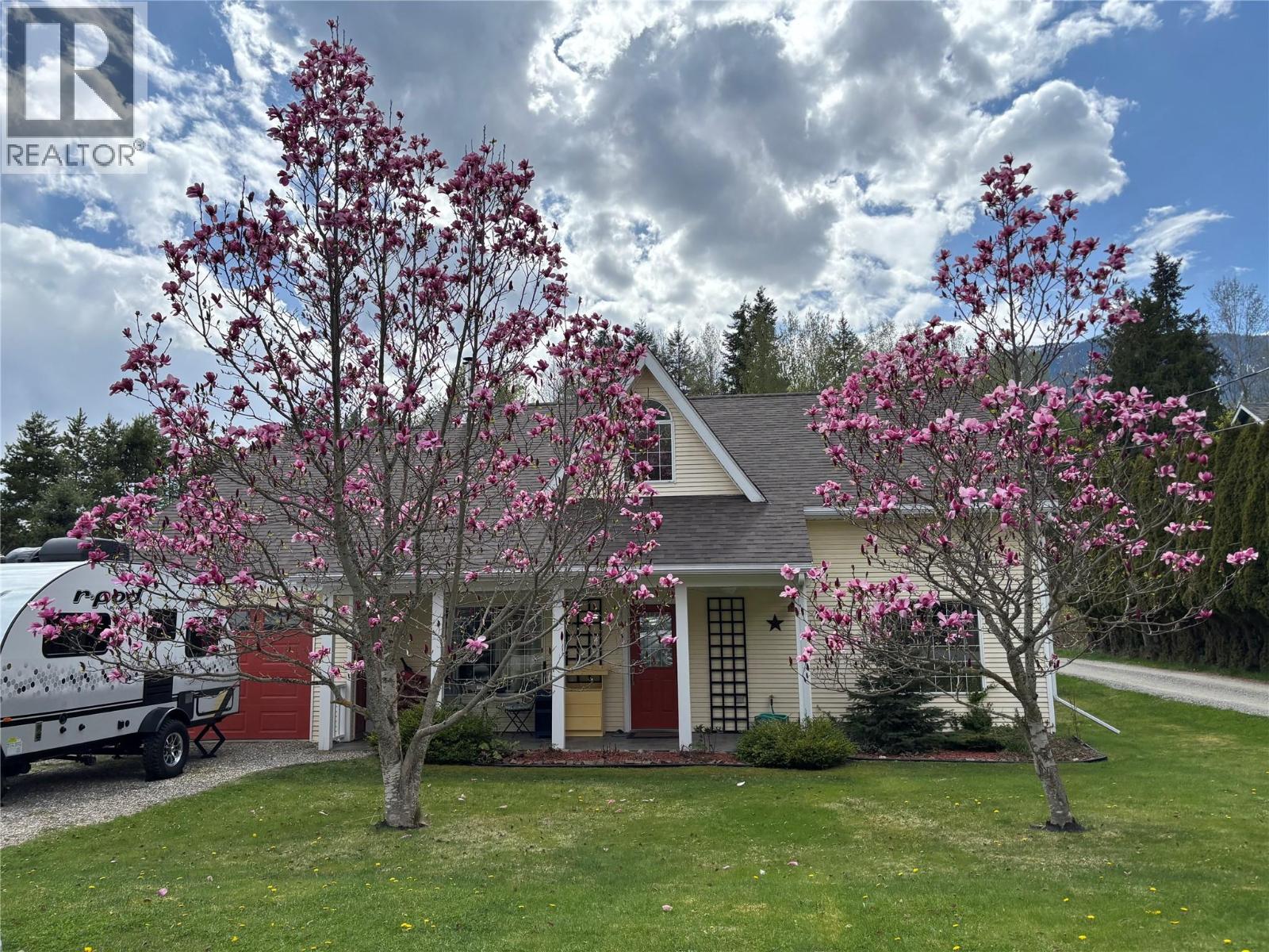 661 C Avenue, Kaslo, British Columbia  V0G 1M0 - Photo 65 - 10387258
