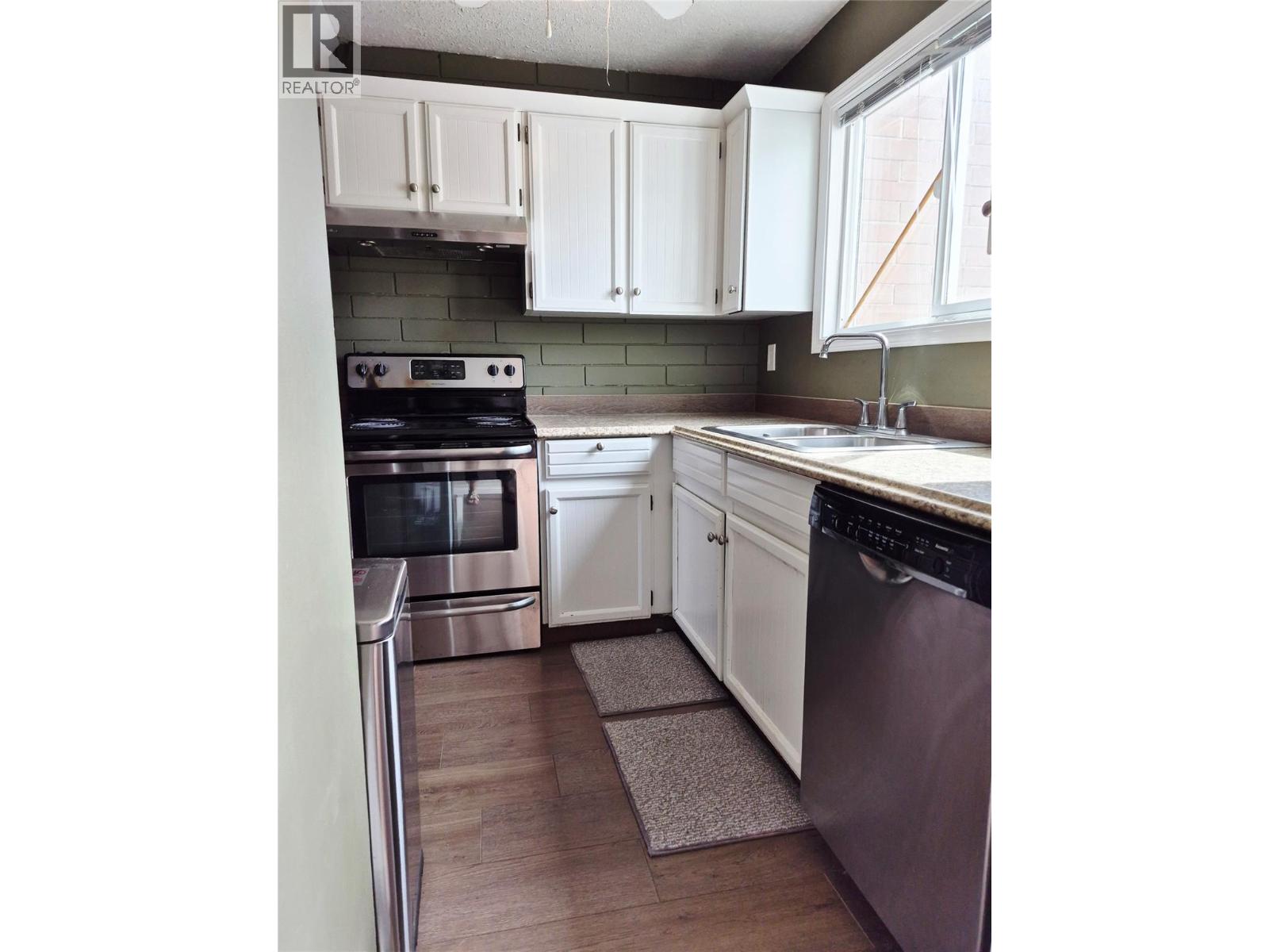 4102 24 Avenue Unit# 2, Vernon, British Columbia  V1T 1M2 - Photo 5 - 10386606