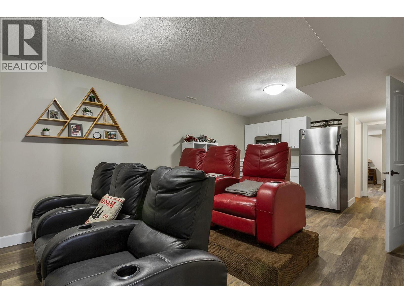 1449 Red Mountain Place, Vernon, British Columbia  V1B 4A3 - Photo 40 - 10387748