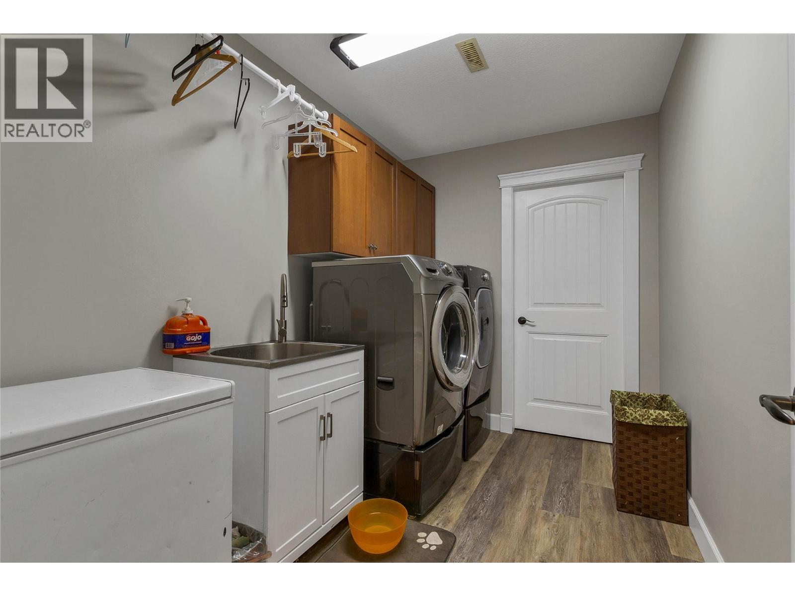 1449 Red Mountain Place, Vernon, British Columbia  V1B 4A3 - Photo 48 - 10387748