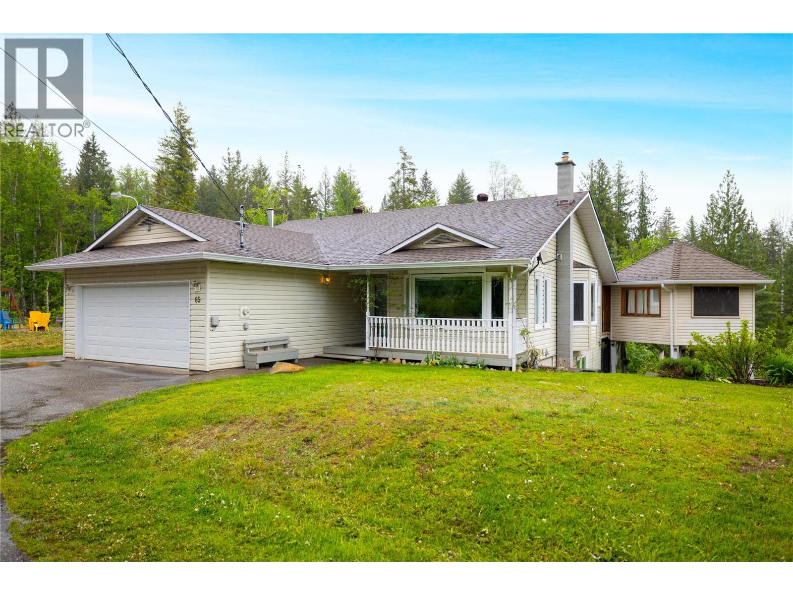 65 Grove Road, Enderby, British Columbia  V0E 1V3 - Photo 2 - 10387690