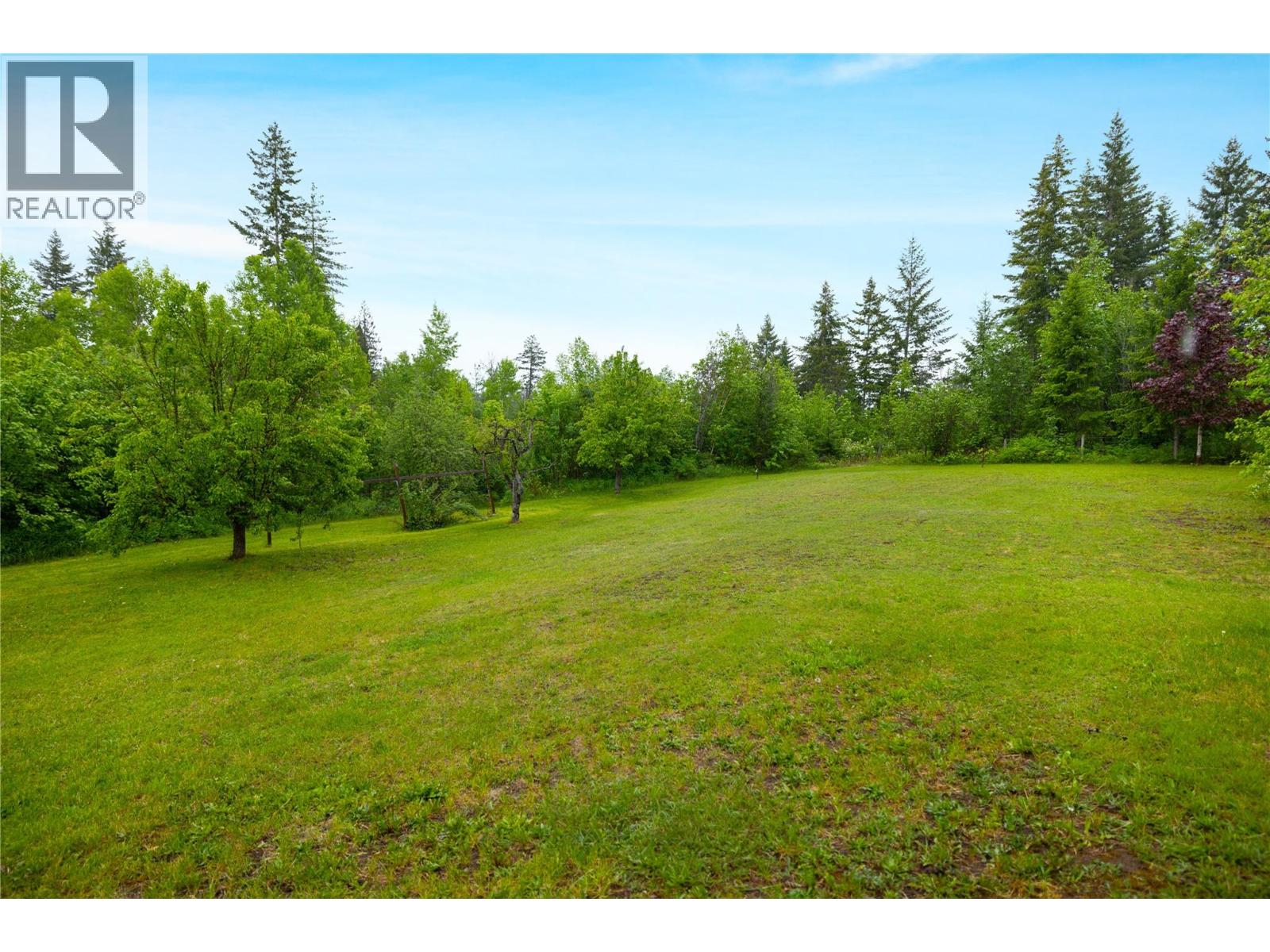 65 Grove Road, Enderby, British Columbia  V0E 1V3 - Photo 6 - 10387690