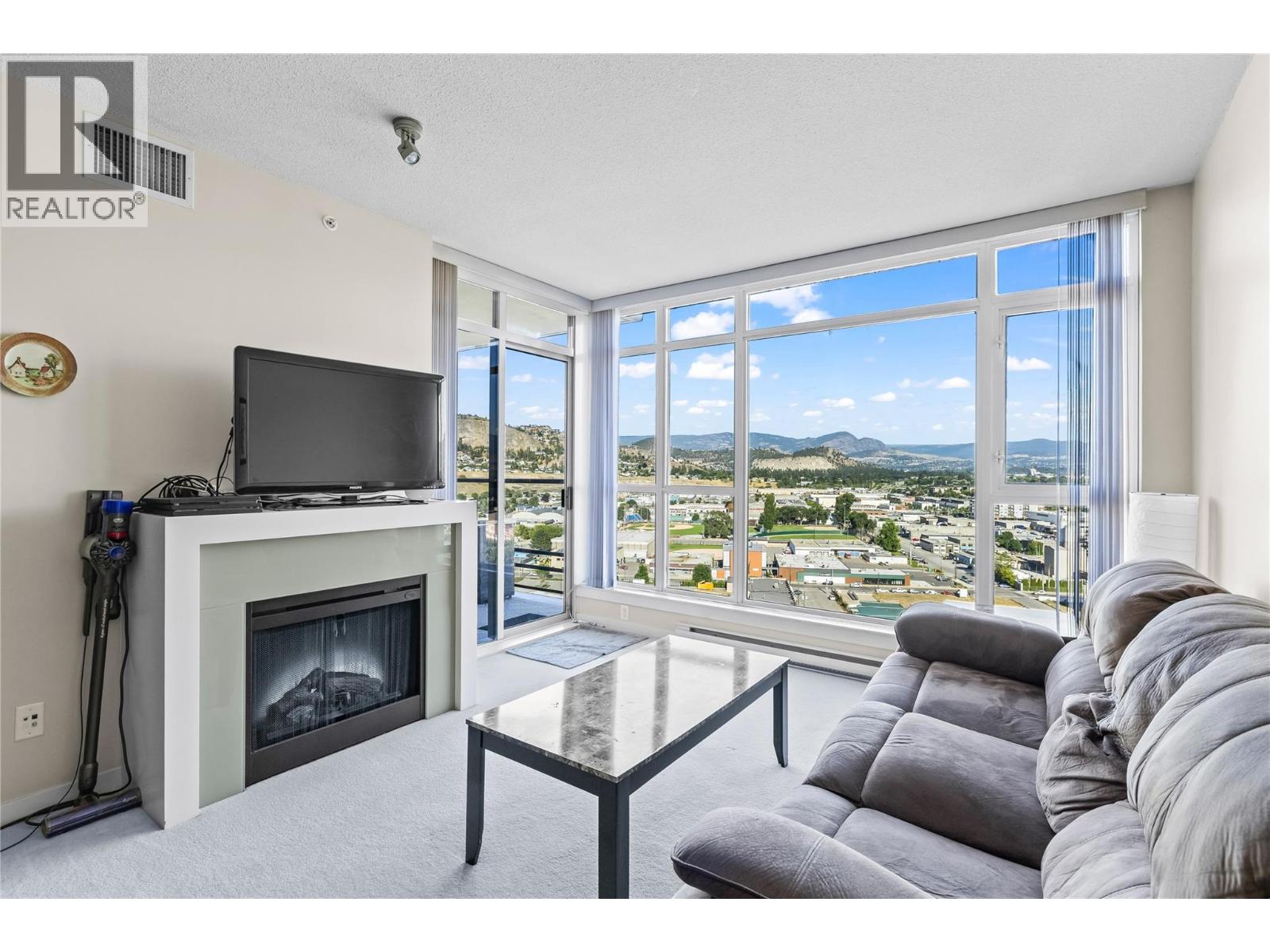 1075 Sunset Drive Unit# 1904, Kelowna, British Columbia  V1Y 9Y9 - Photo 11 - 10387645
