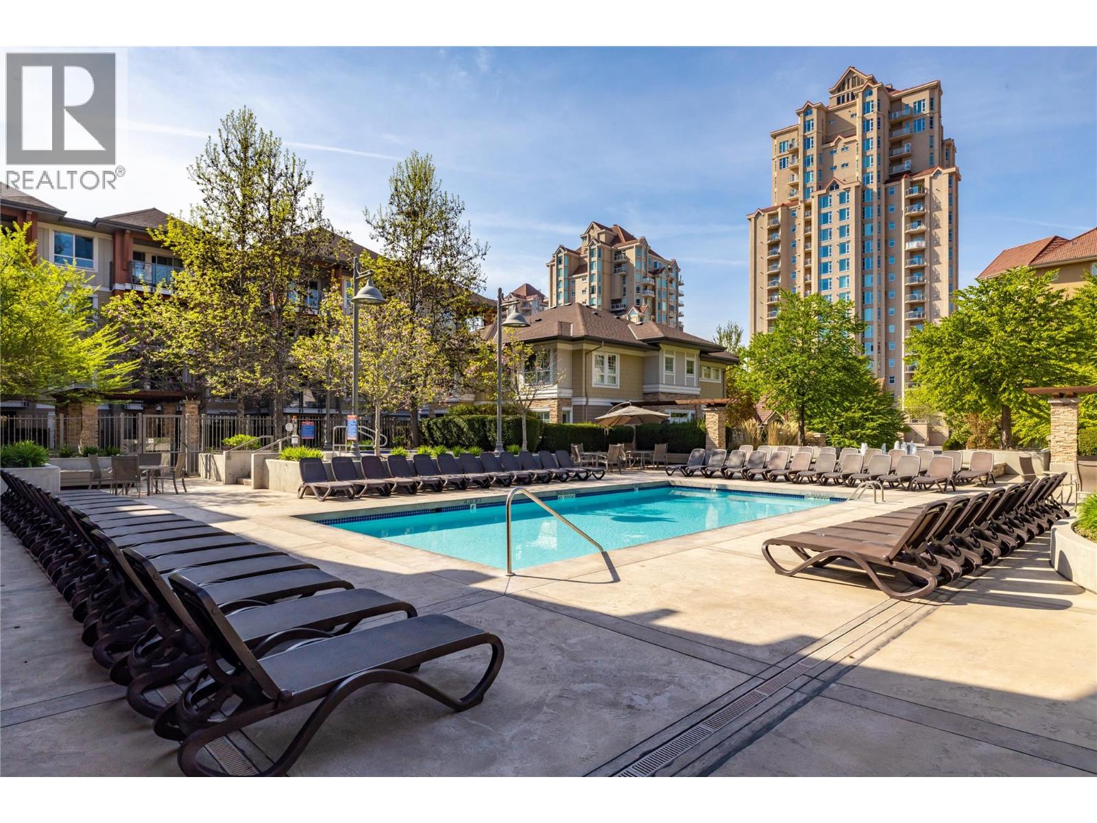 1075 Sunset Drive Unit# 1904, Kelowna, British Columbia  V1Y 9Y9 - Photo 2 - 10387645