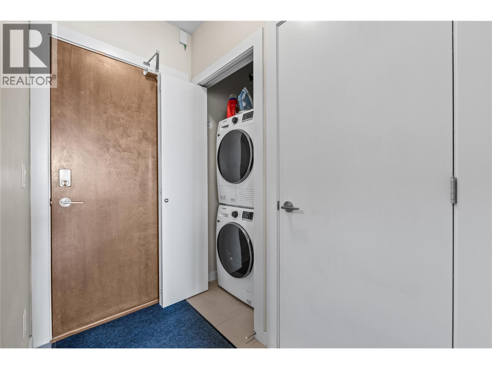 1075 Sunset Drive Unit# 1904, Kelowna, British Columbia  V1Y 9Y9 - Photo 23 - 10387645