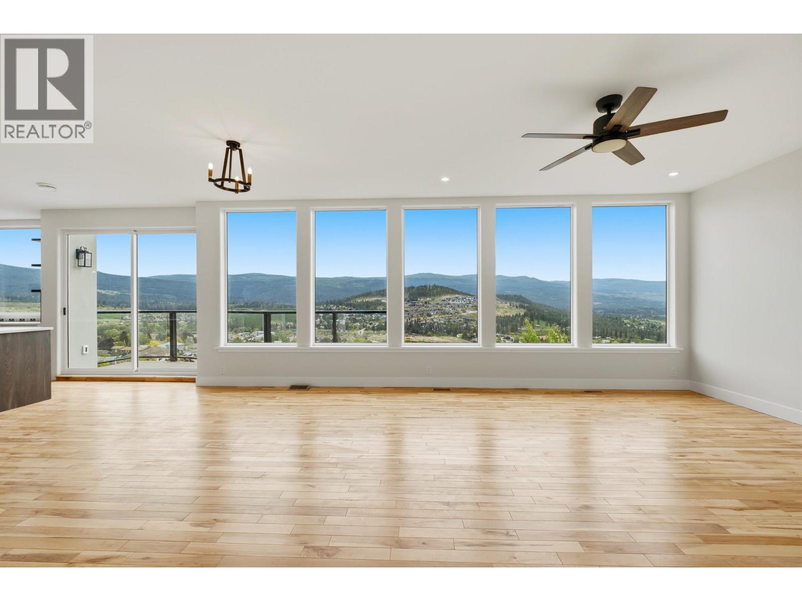1531 Fairwood Lane, Kelowna, British Columbia  V1P 0A4 - Photo 3 - 10386745