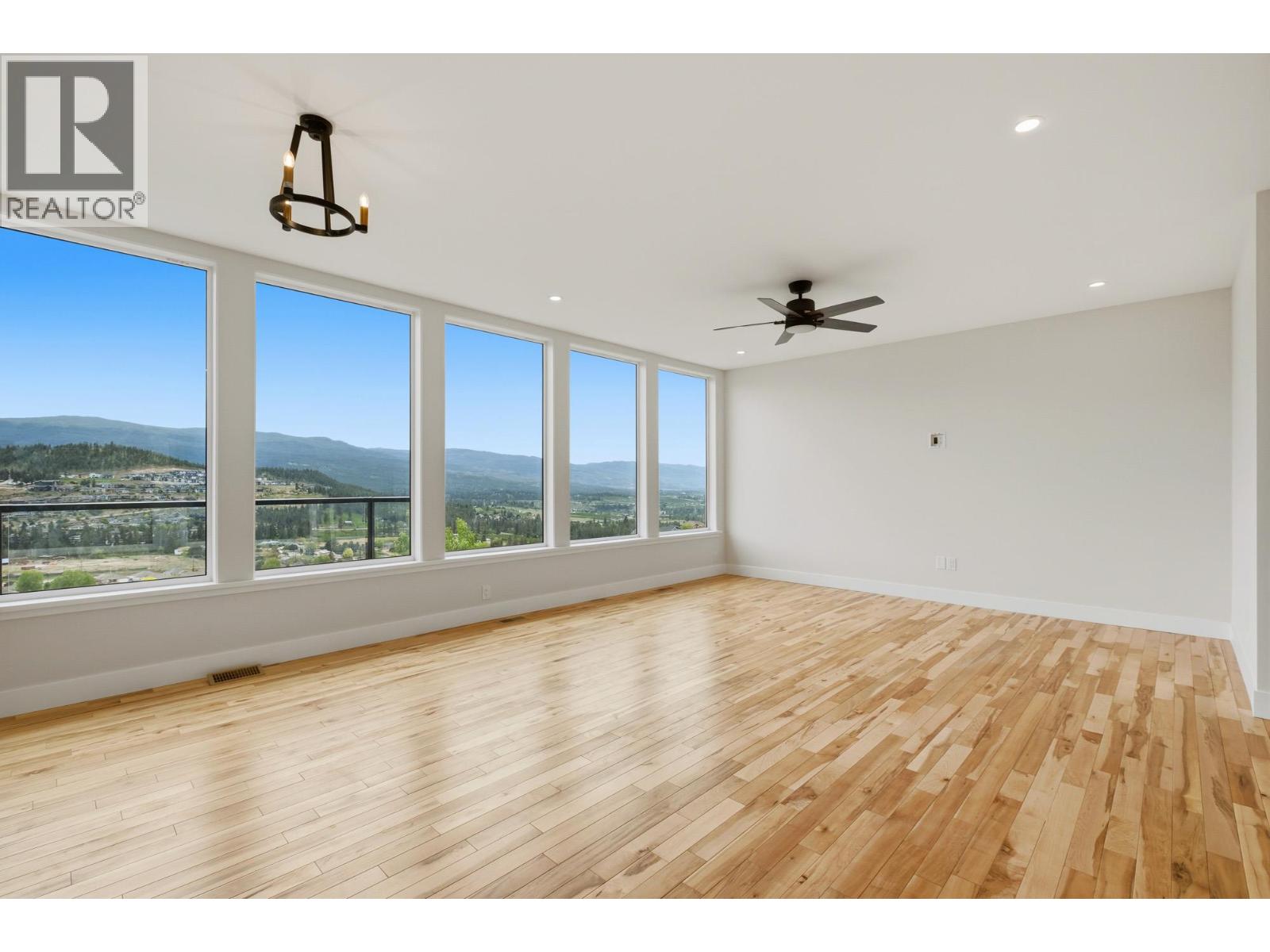 1531 Fairwood Lane, Kelowna, British Columbia  V1P 0A4 - Photo 8 - 10386745