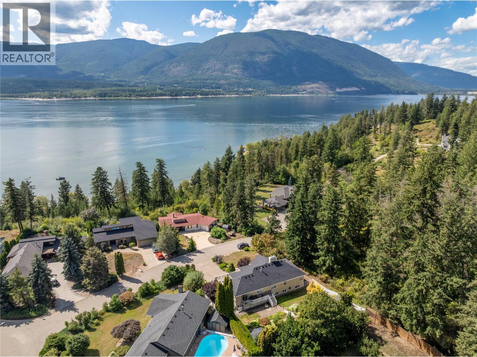 5231 11 Street Ne, Salmon Arm, British Columbia  V1E 3N3 - Photo 4 - 10386245