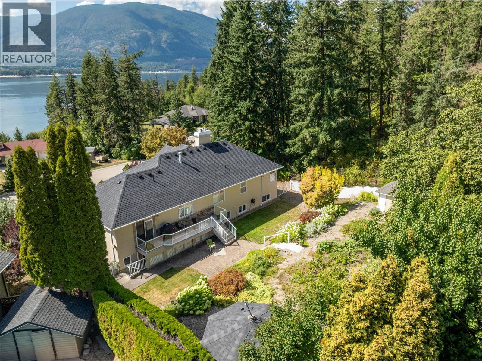 5231 11 Street Ne, Salmon Arm, British Columbia  V1E 3N3 - Photo 5 - 10386245