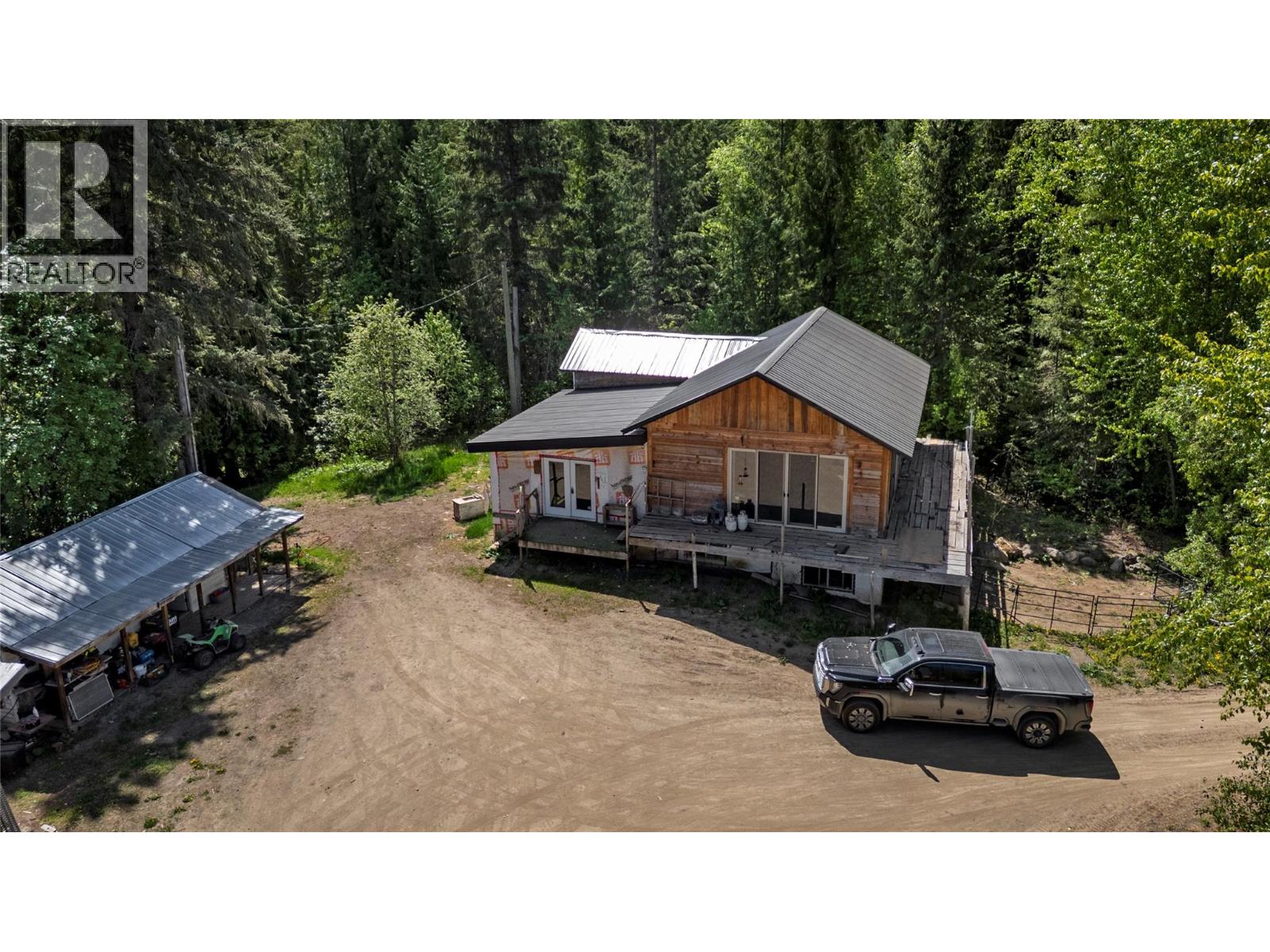 4993 Meadow Creek Road, celista, British Columbia