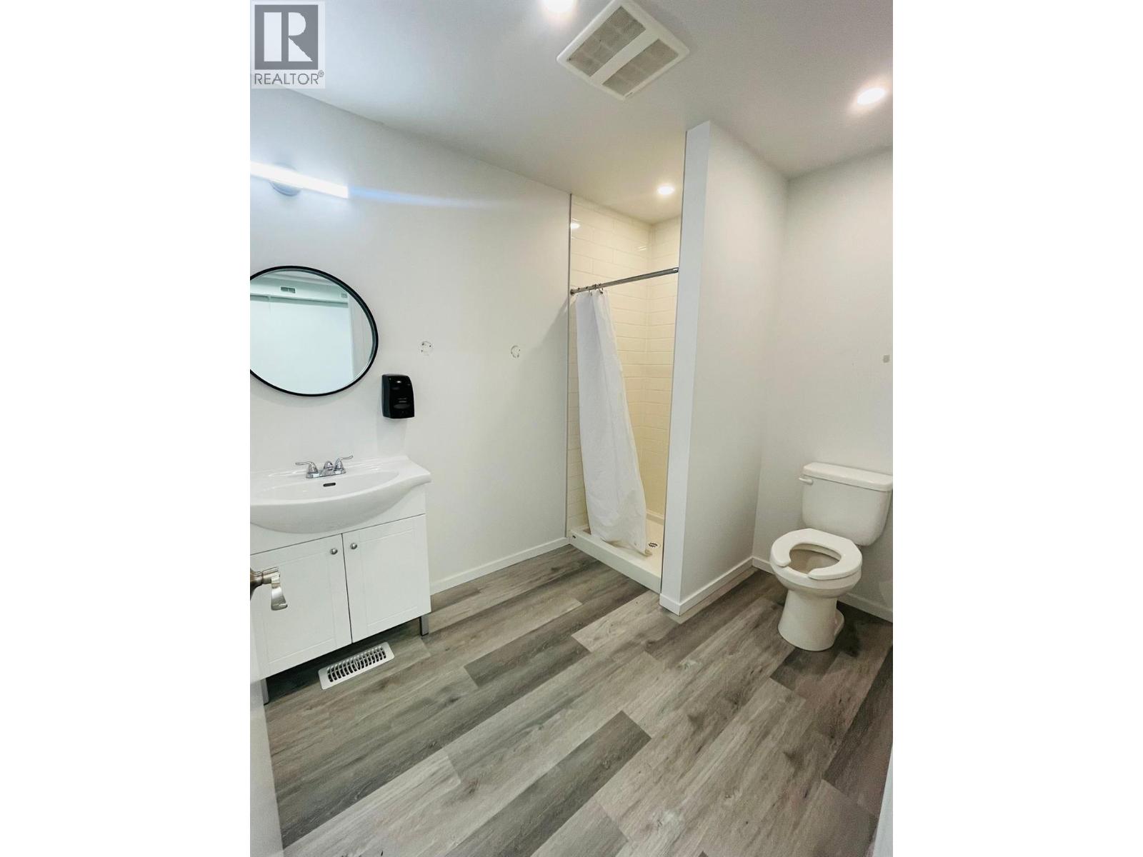 369 St Paul Street, Kamloops, British Columbia  V2C 2J5 - Photo 4 - 10387759