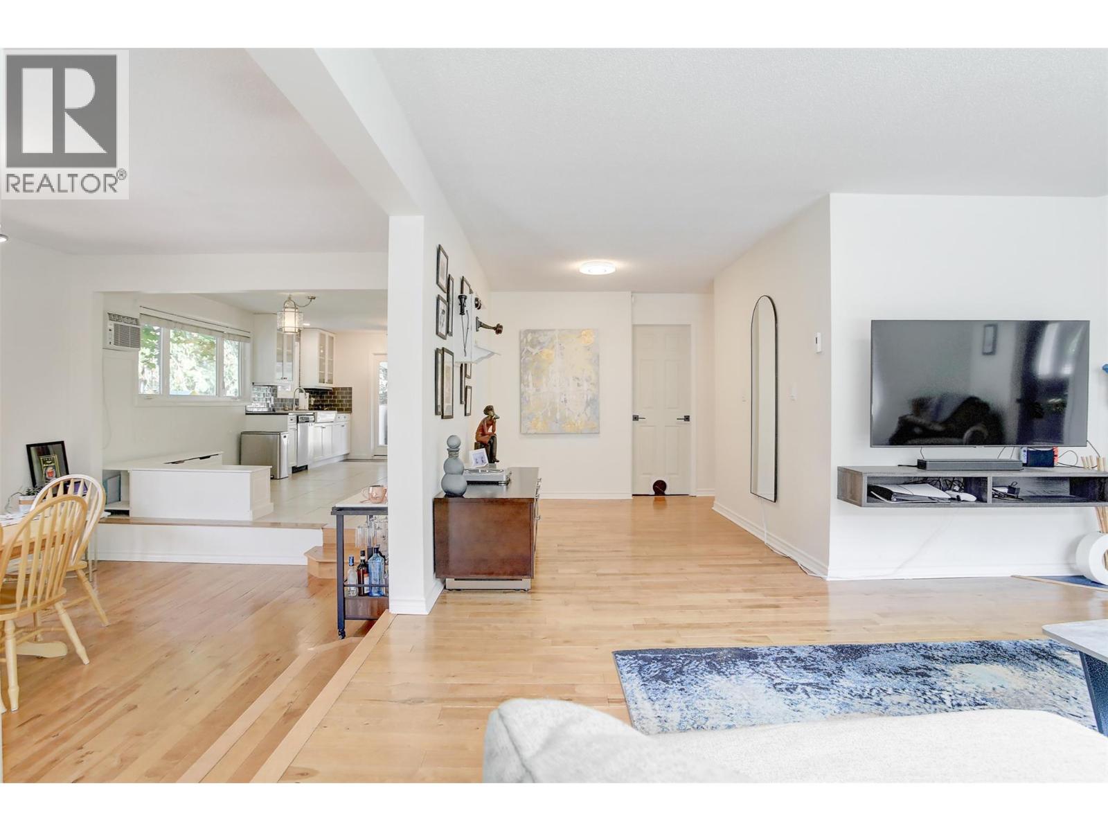 812 Paret Road, Kelowna, British Columbia  V1W 4P2 - Photo 13 - 10387363
