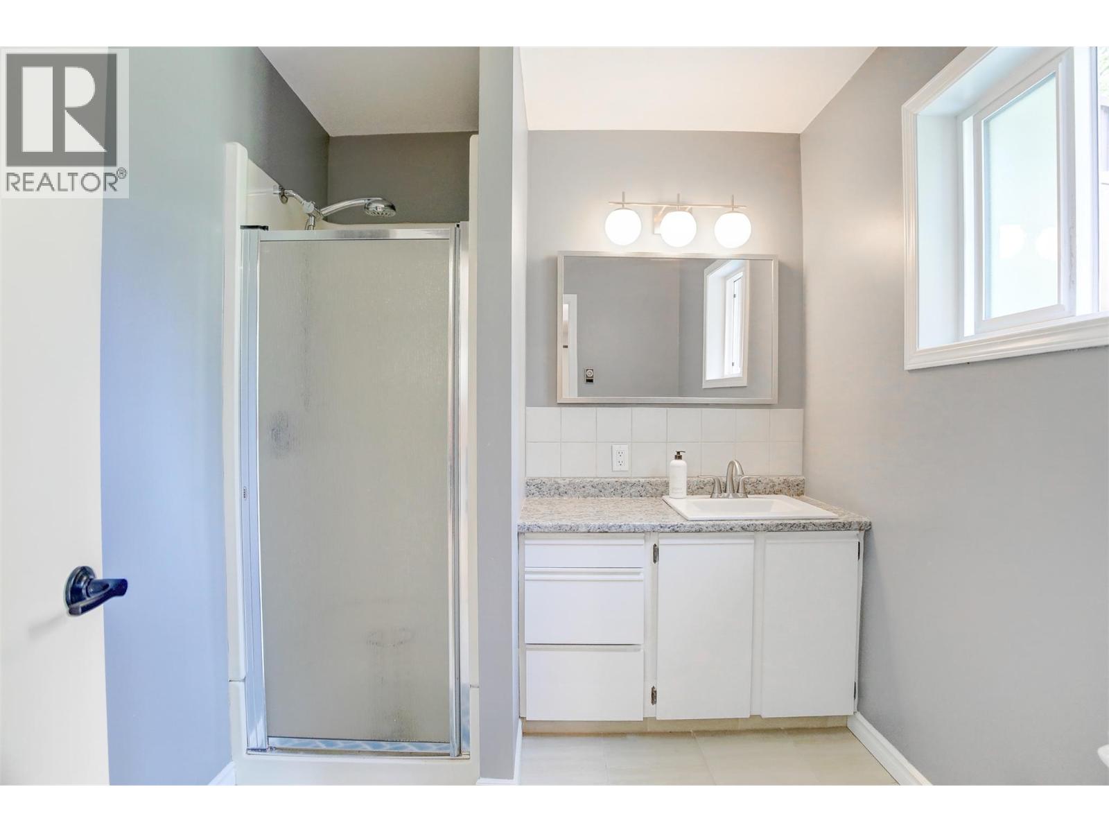 812 Paret Road, Kelowna, British Columbia  V1W 4P2 - Photo 23 - 10387363