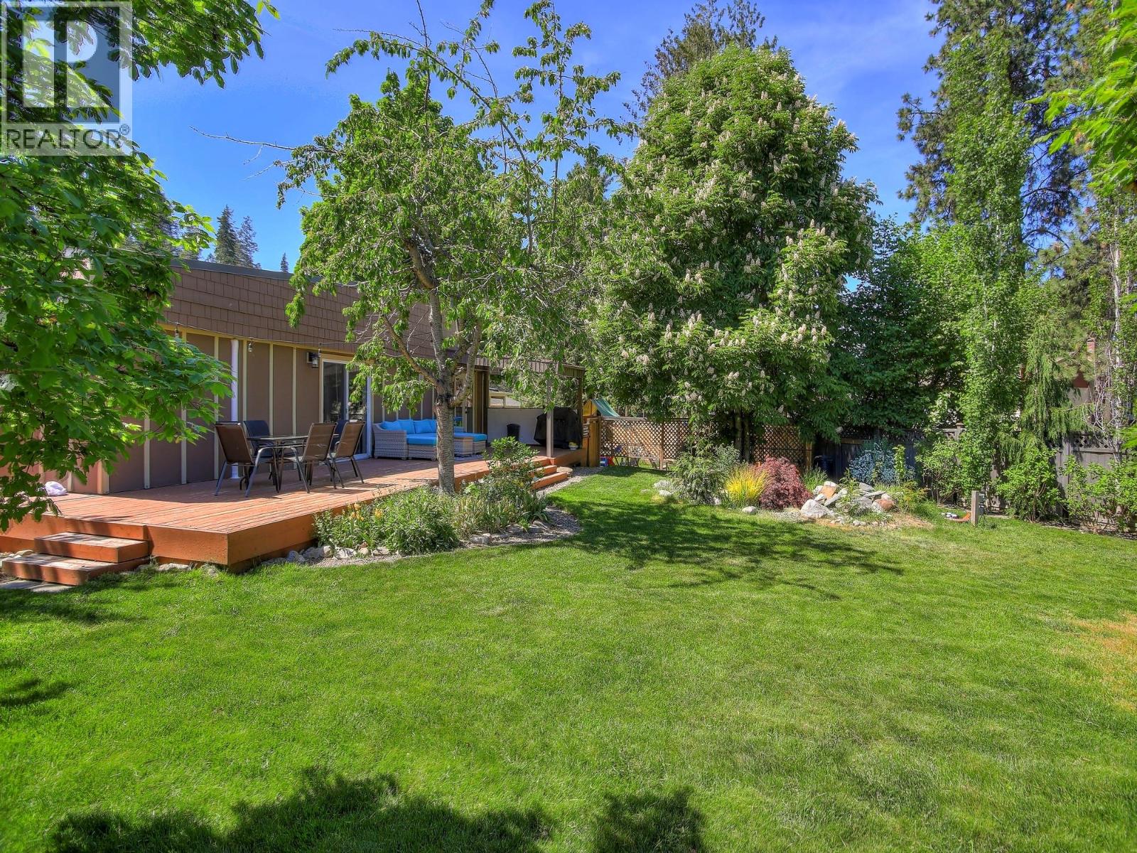 812 Paret Road, Kelowna, British Columbia  V1W 4P2 - Photo 3 - 10387363