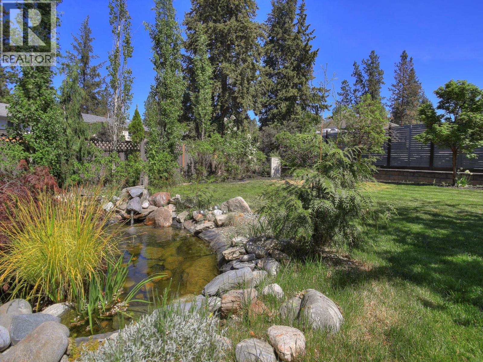 812 Paret Road, Kelowna, British Columbia  V1W 4P2 - Photo 30 - 10387363